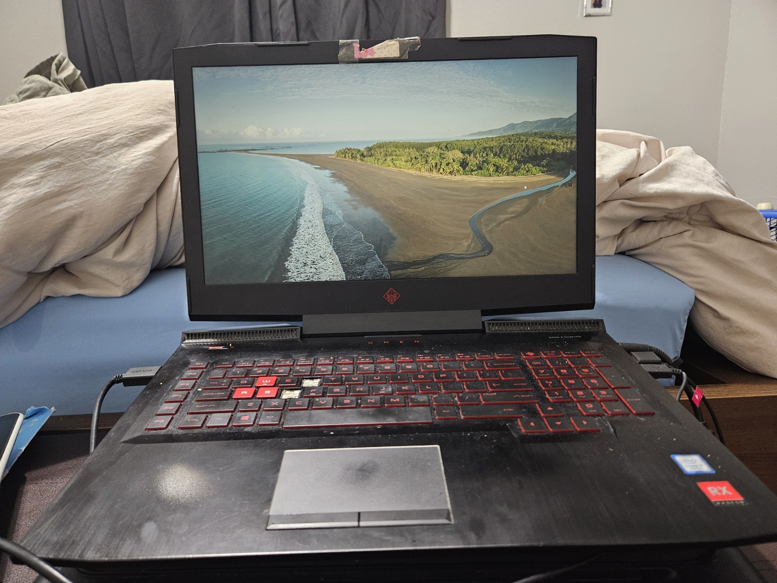 HP – OMEN 15.6″ Gaming Laptop-Intel Core i7- 8GB