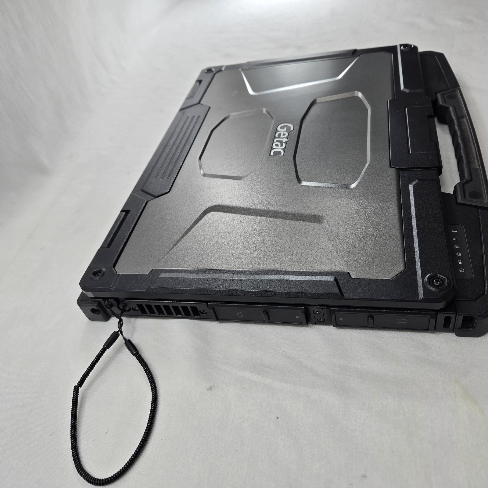 Getac B360 Rugged Laptop i5-10210U 256GB SSD 8GB RAM – 4G LTE – Win11 – Grade B+