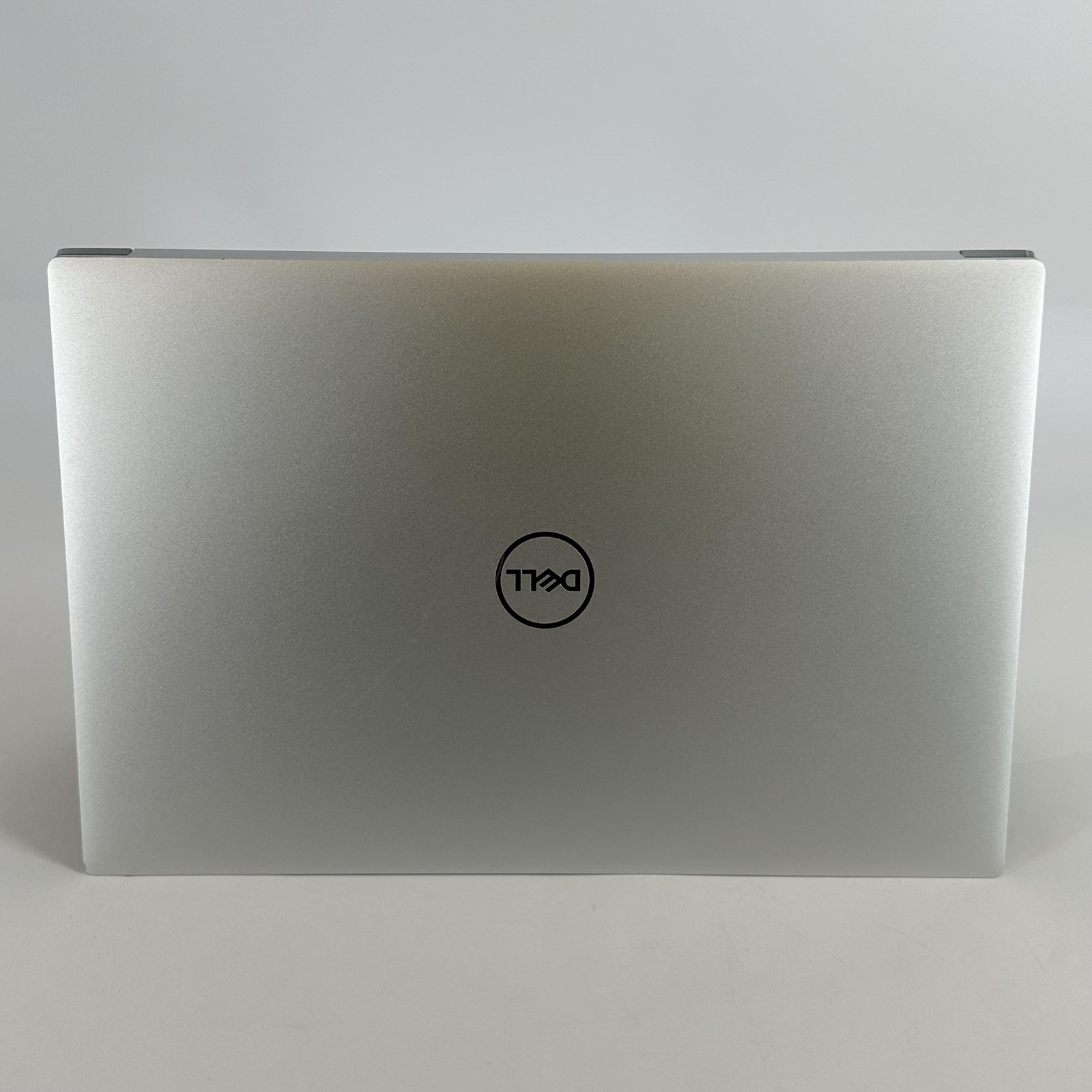 Dell XPS 15 9520 FHD+ 2.3GHz i7-12700H 32GB 512GB SSD NVIDIA RTX 3050 FRAME GAP