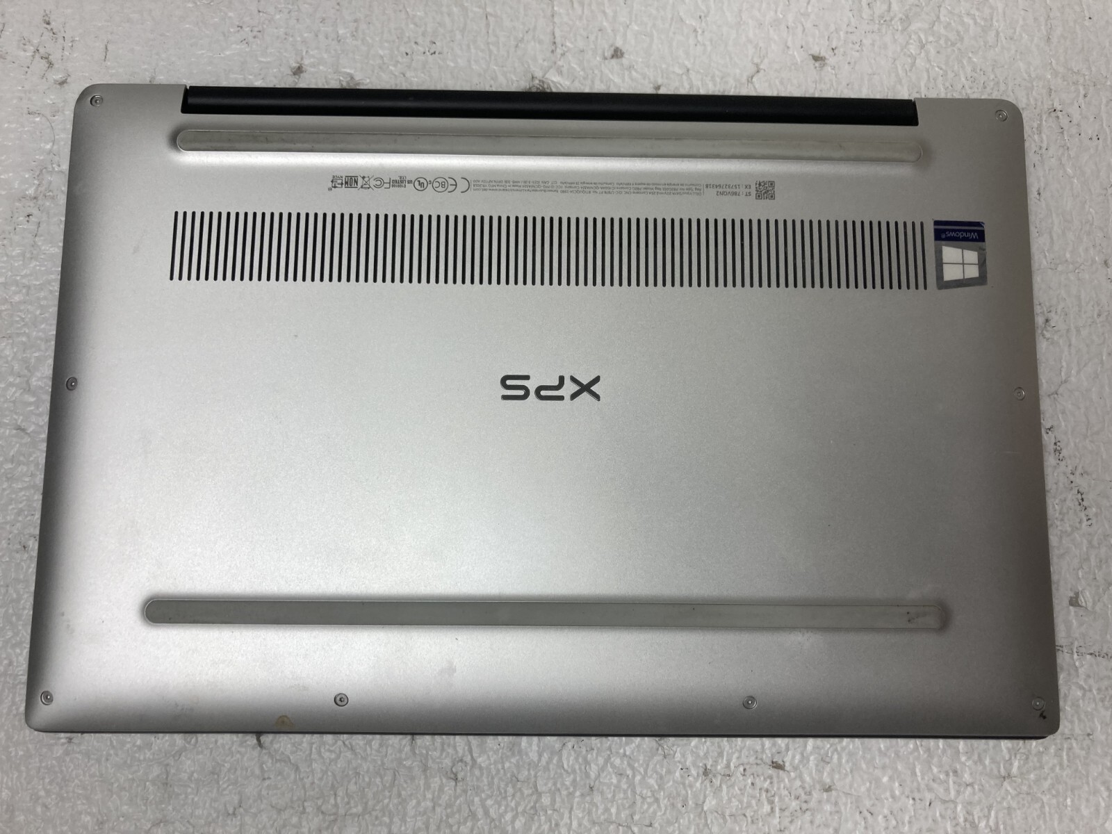 Dell XPS 13 9370 13.3″ Core Intel i5-8250U @1.60GHz 8GB RAM 256GB SSD Win11Pro
