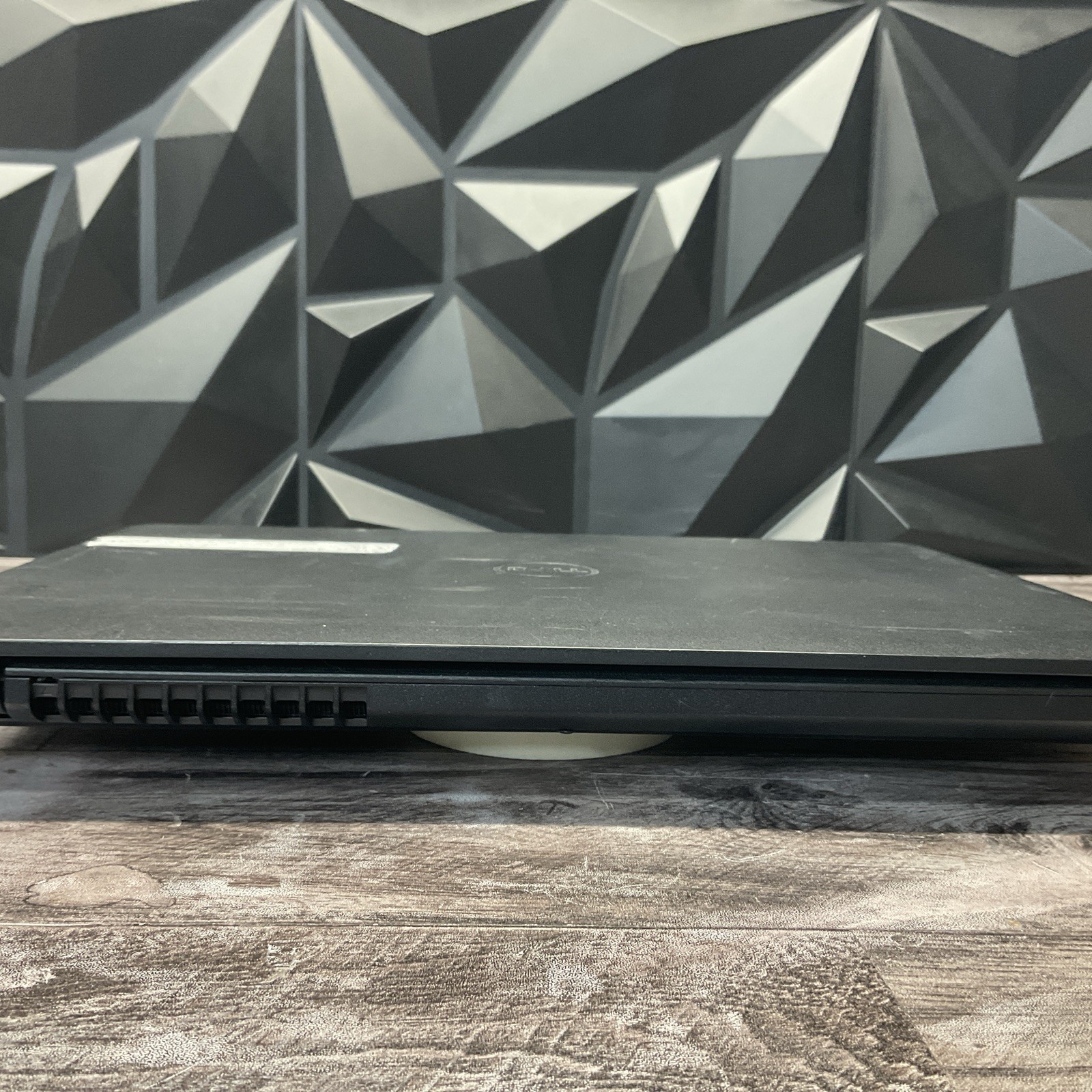 Dell Latitude 3480 / i7 7th Gen / BIOS Unlocked / No RAM / No SSD / P20