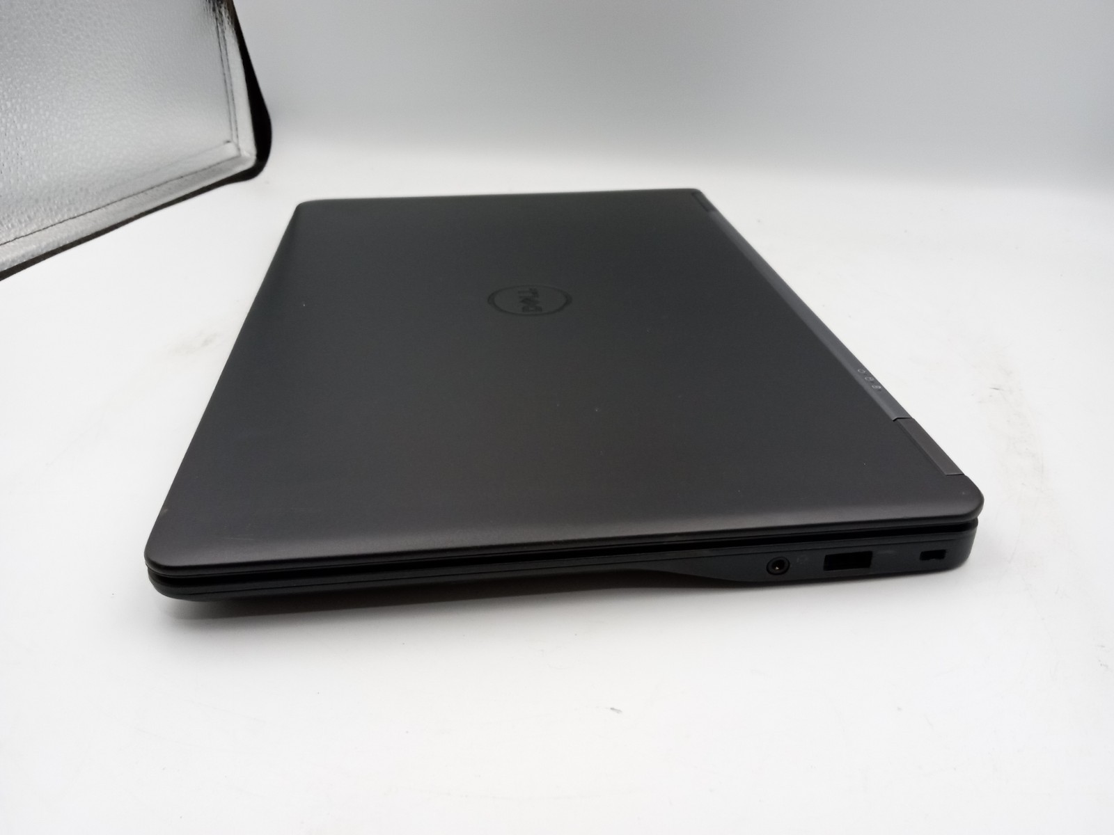 Dell Latitude e7450 14″ Laptop Intel i5-5300U 4GB RAM 128GB SSD Windows 11 -RR