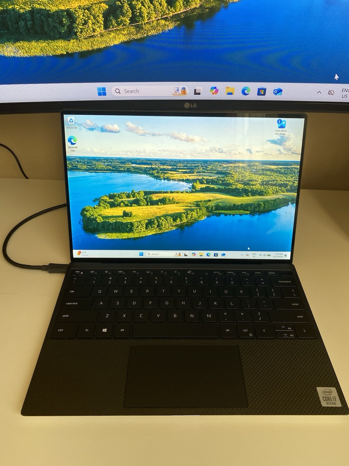 Dell XPS 13 9300 – 13.4 Inch —Touch – i7‑1065G7 – 16GB RAM – 512GB SSD – Silver