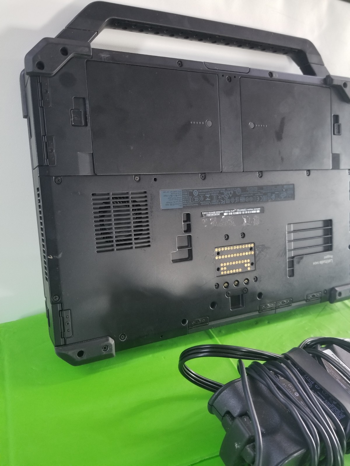 Dell Latitude 5424 Rugged i7-8650U 1.9GHz 16GB 256GB SSD 14″ WIN 11 PRO