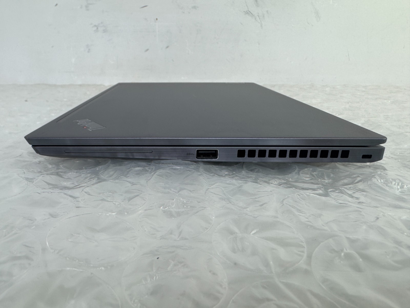 Lenovo ThinkPad T14s Gen 2 i7-1185G7 16GB 256GB SSD 14″ FHD Win 11 Pro