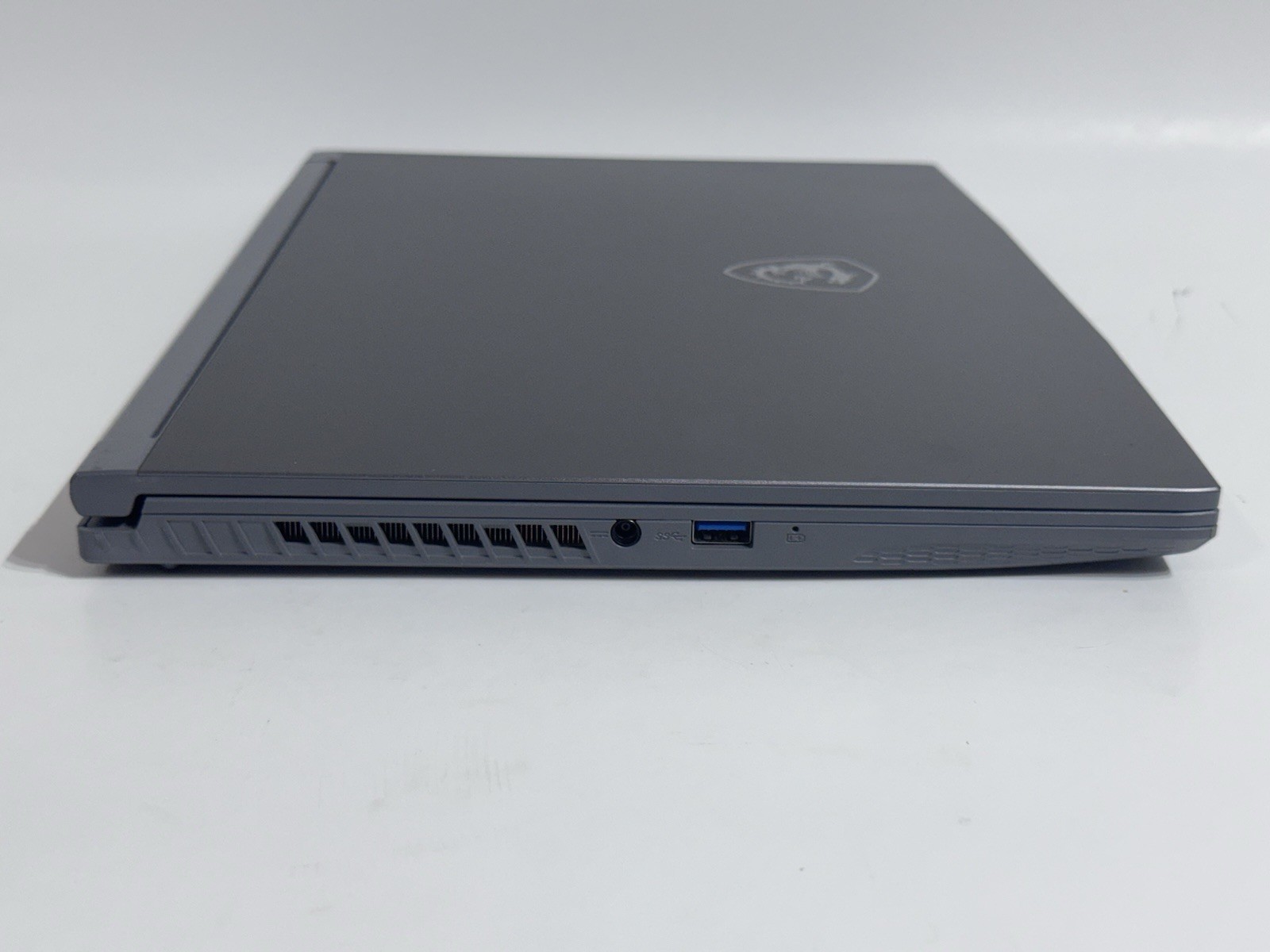MSI Thin 15 B13UC 15.6″ 144Hz i5-13420H 16GB RAM 512GB SSD GeForce RTX 3050