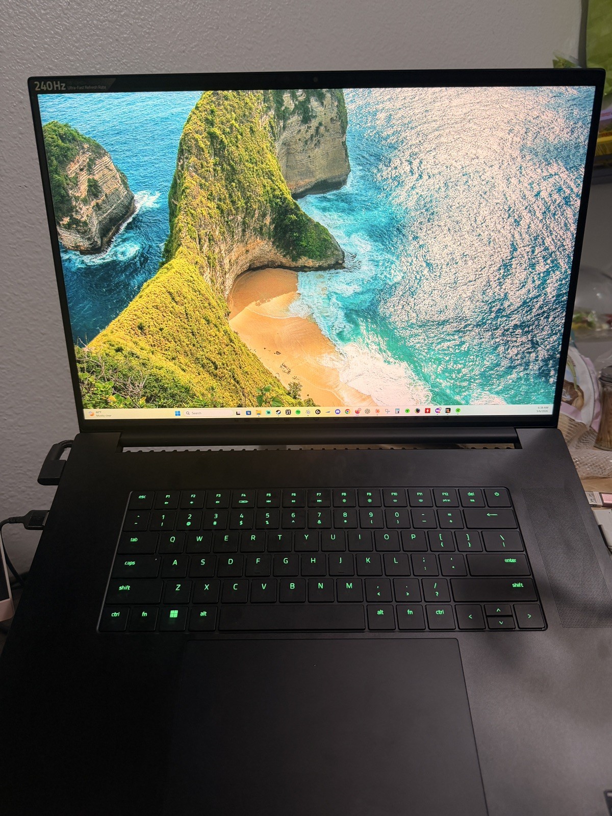 Blade 18 – 18″ Gaming Laptop – 240 Hz – NVIDIA GeForce RTX 4090