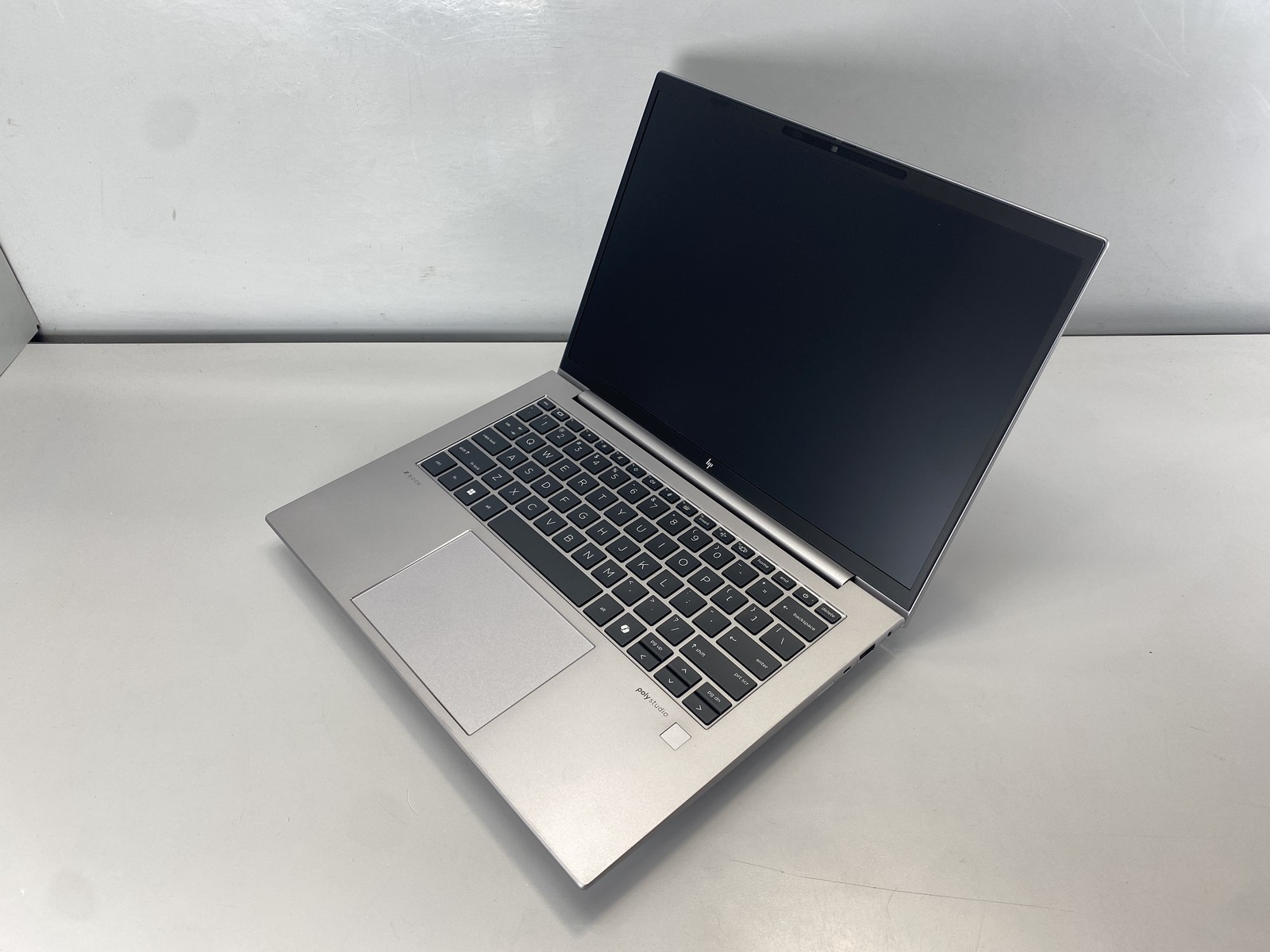 HP Laptop ZBook FireFly 14 G11 14″ AMD Ryzen 9 Pro 8945HS 1TB- Silver
