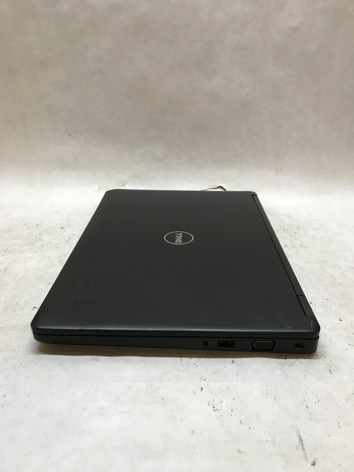 Dell Latitude 5480 14″ Laptop i5 7th Gen 8GB RAM 128GB SSD WIN 11 C-Grade – – DW