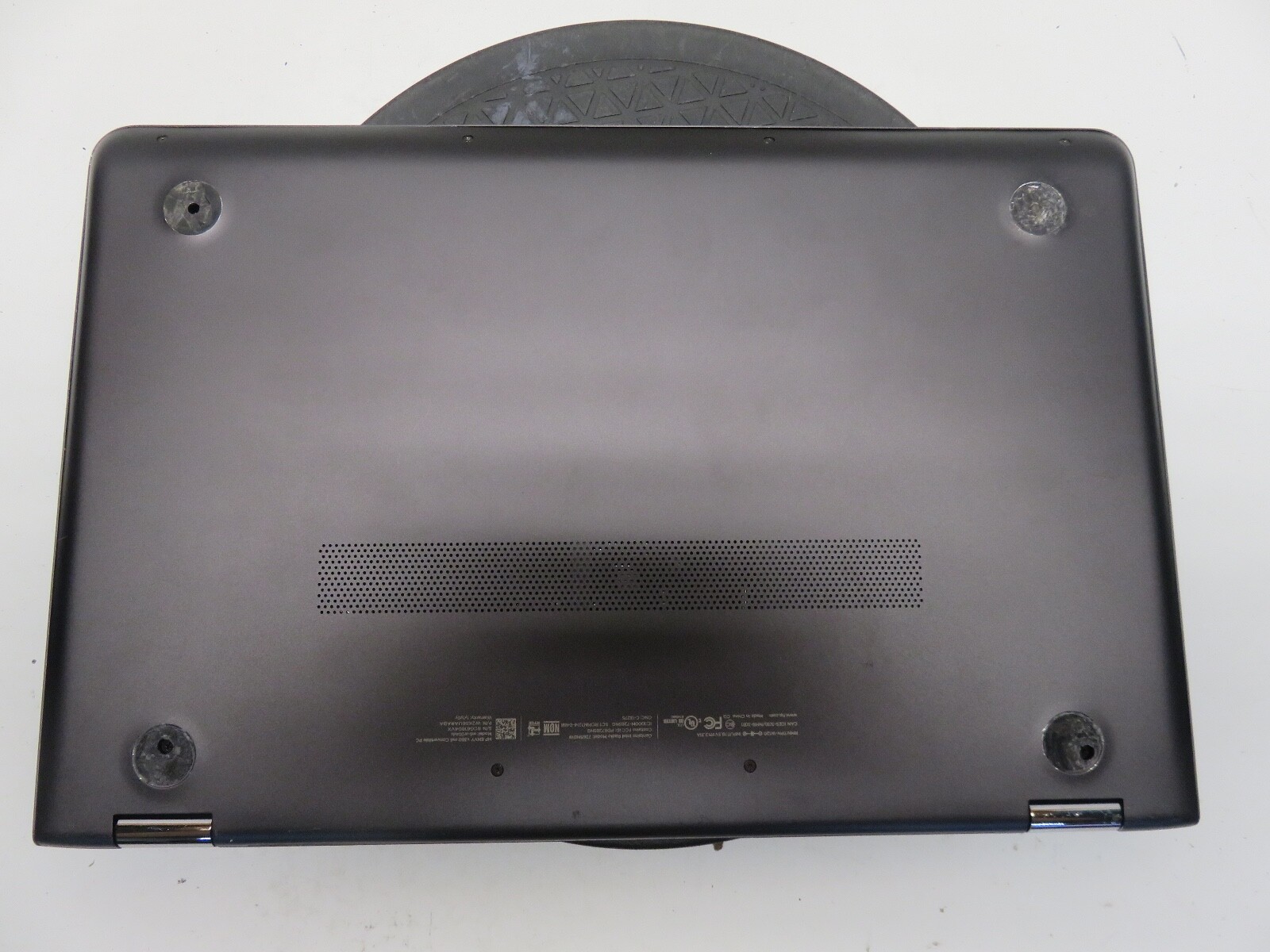 HP Envy X360 AMD FX-9800P Radeon R7 2700 Mhz 8 GB NO HDD No Batt