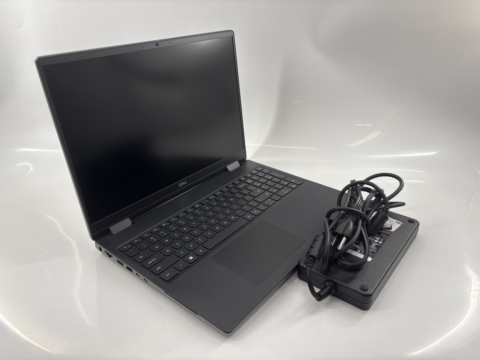 Dell Precision 7670 16″ Core i9 | NVIDIA RTX A2000 | 32GB 1TB-SSD | Great*