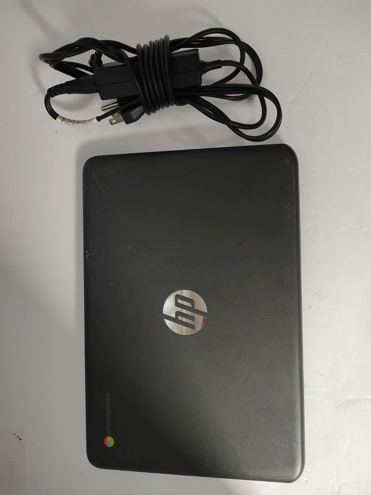 HP Chromebook 11 G6 EE 11.6″ Intel Celeron N3350 4GB RAM w/ Charger Tested