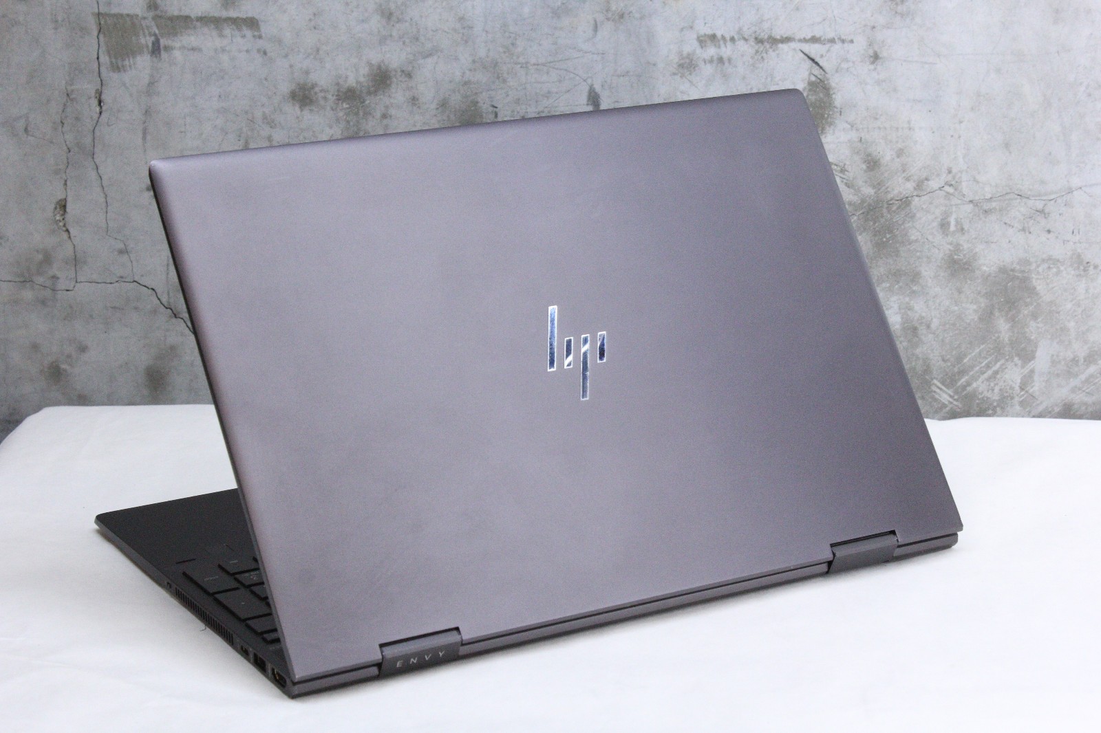 HP ENVY x360 – 15m-ds0011dx | Ryzen 5 3500U, 16GB Ram, 500GB SSD – Read!
