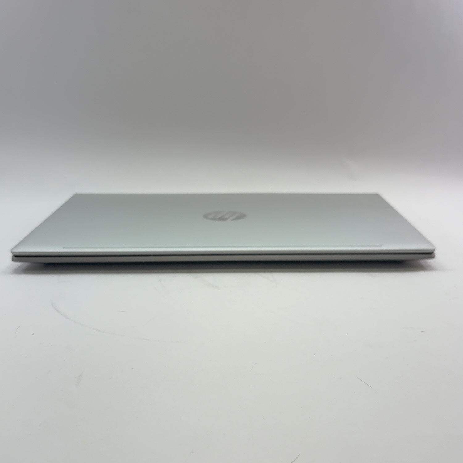 HP ProBook 450 G9 15.6″ i7-1255U 1.7GHz 16GB RAM 512GB SSD