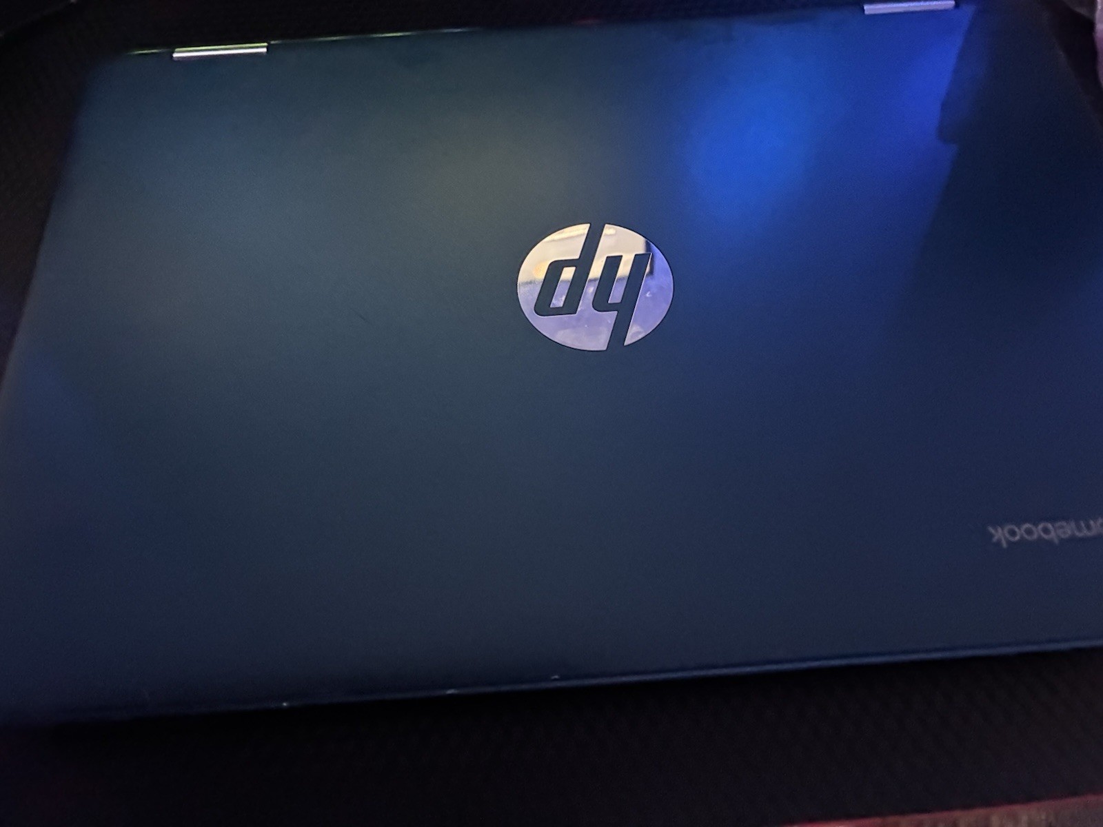 HP Chromebook 14″ Touchscreen Laptop Intel Celeron Blue eMMC USB-C Wi-Fi