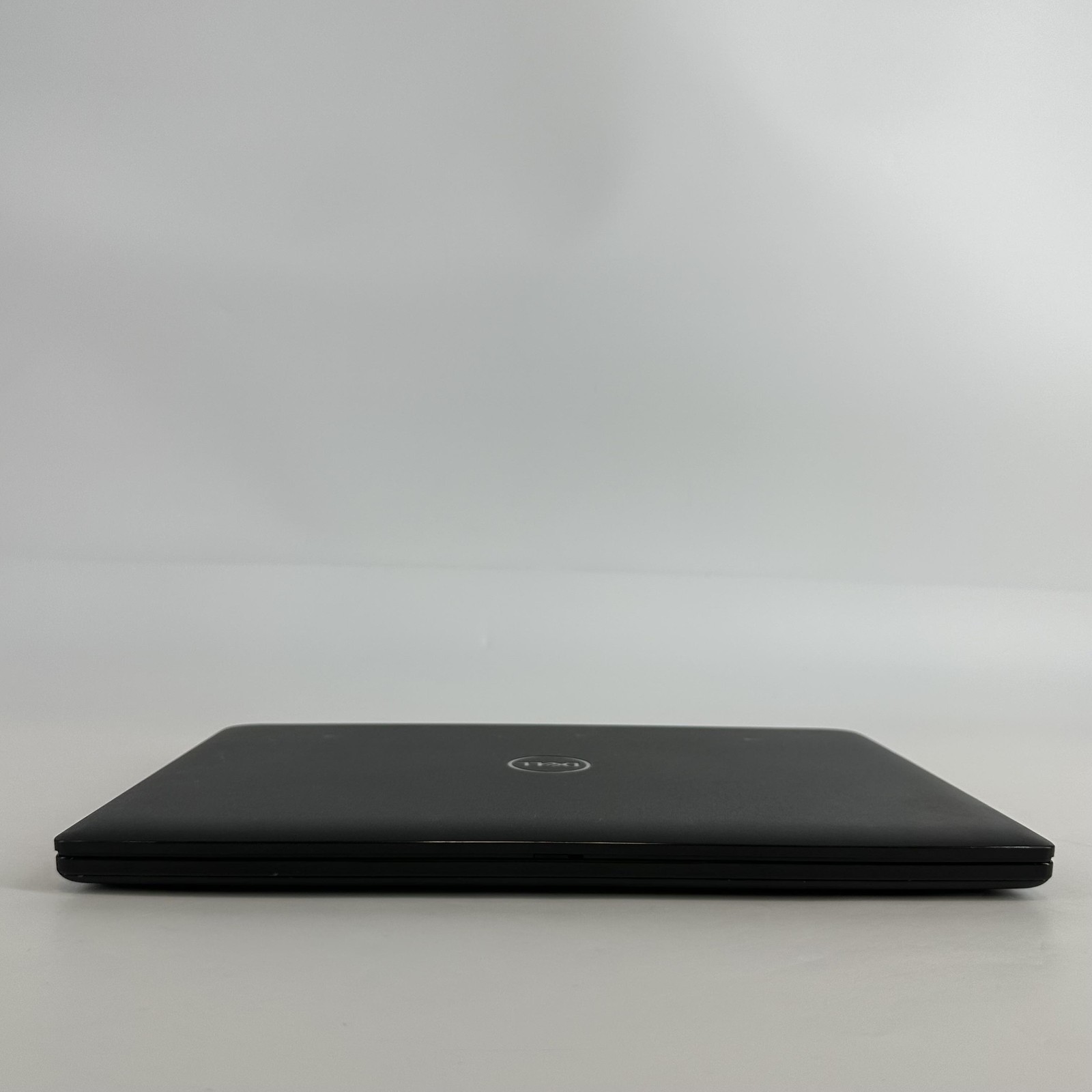 Dell Latitude 3420 14 Black FHD i7-1165G7 2.80GHz 16GB 512GB SSD WHITE SPOTS