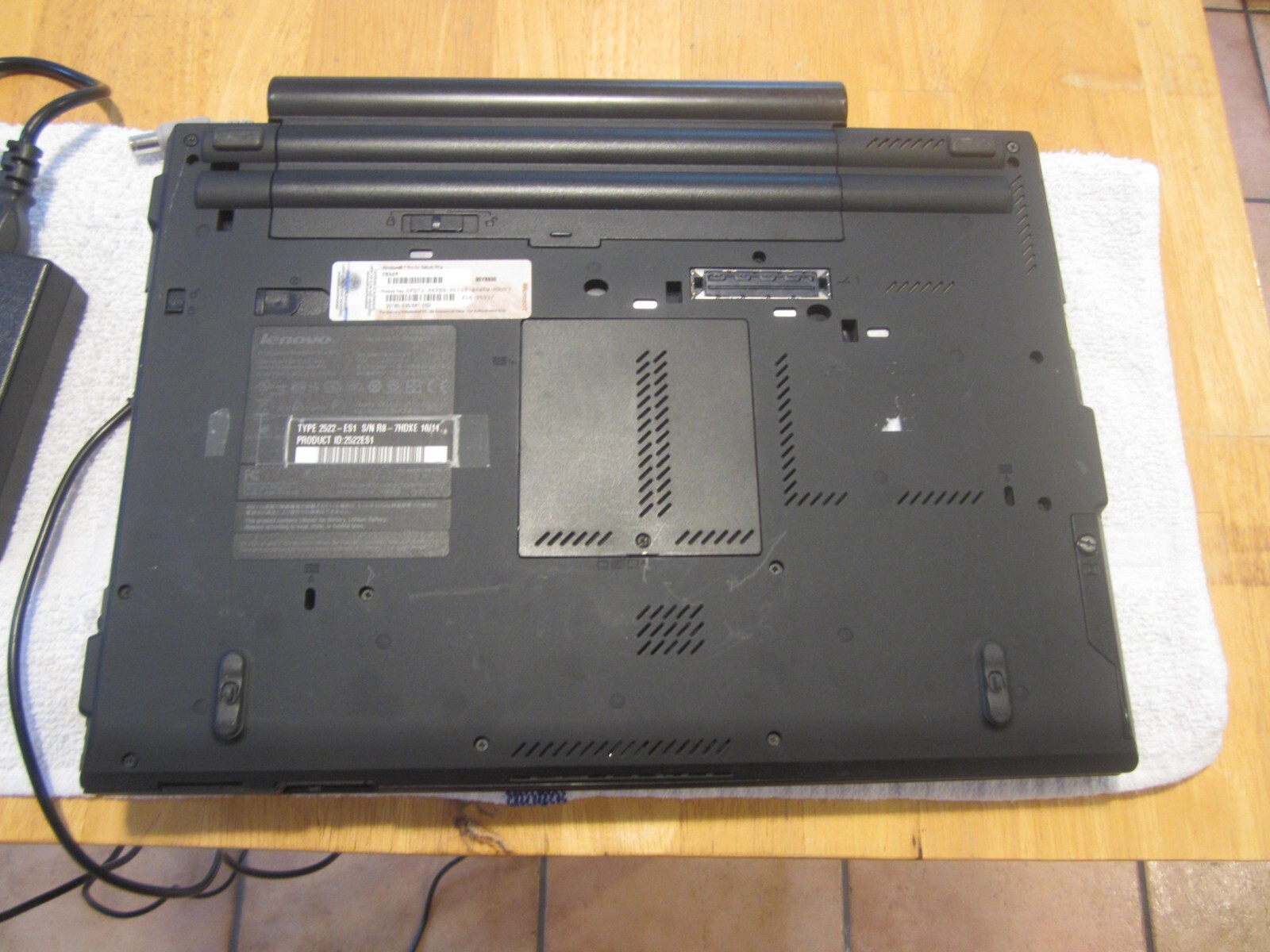 IBM LENOVO THINKPAD T410 Laptop 5GBRAM 500GBHD SCREEN INTACT W/PwrCORD – WORKS
