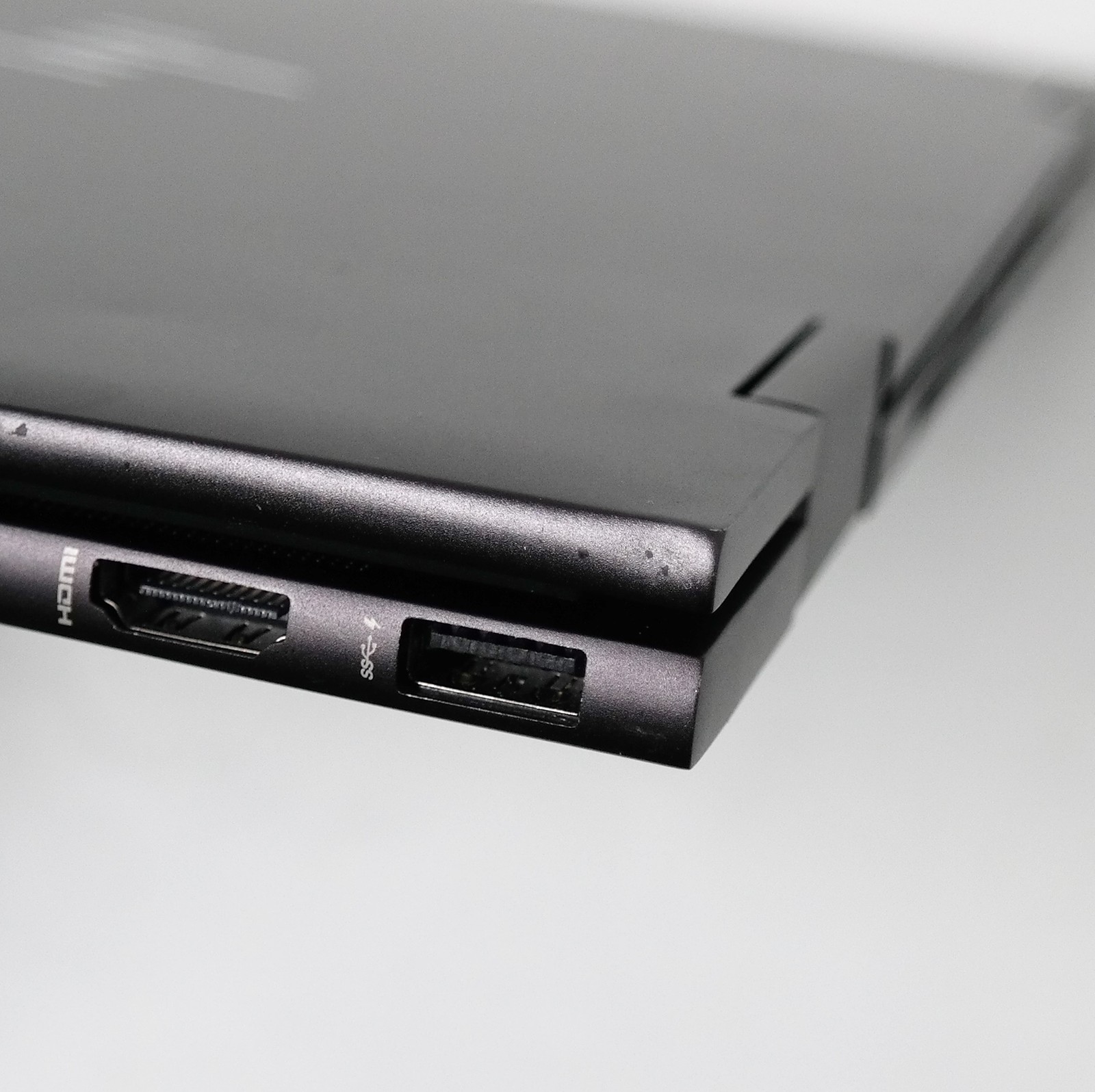 HP ENVY x360 15-ey0013dx 15.6″ AMD Ryzen 5 5625U 8GB 256GB SSD ISSUE