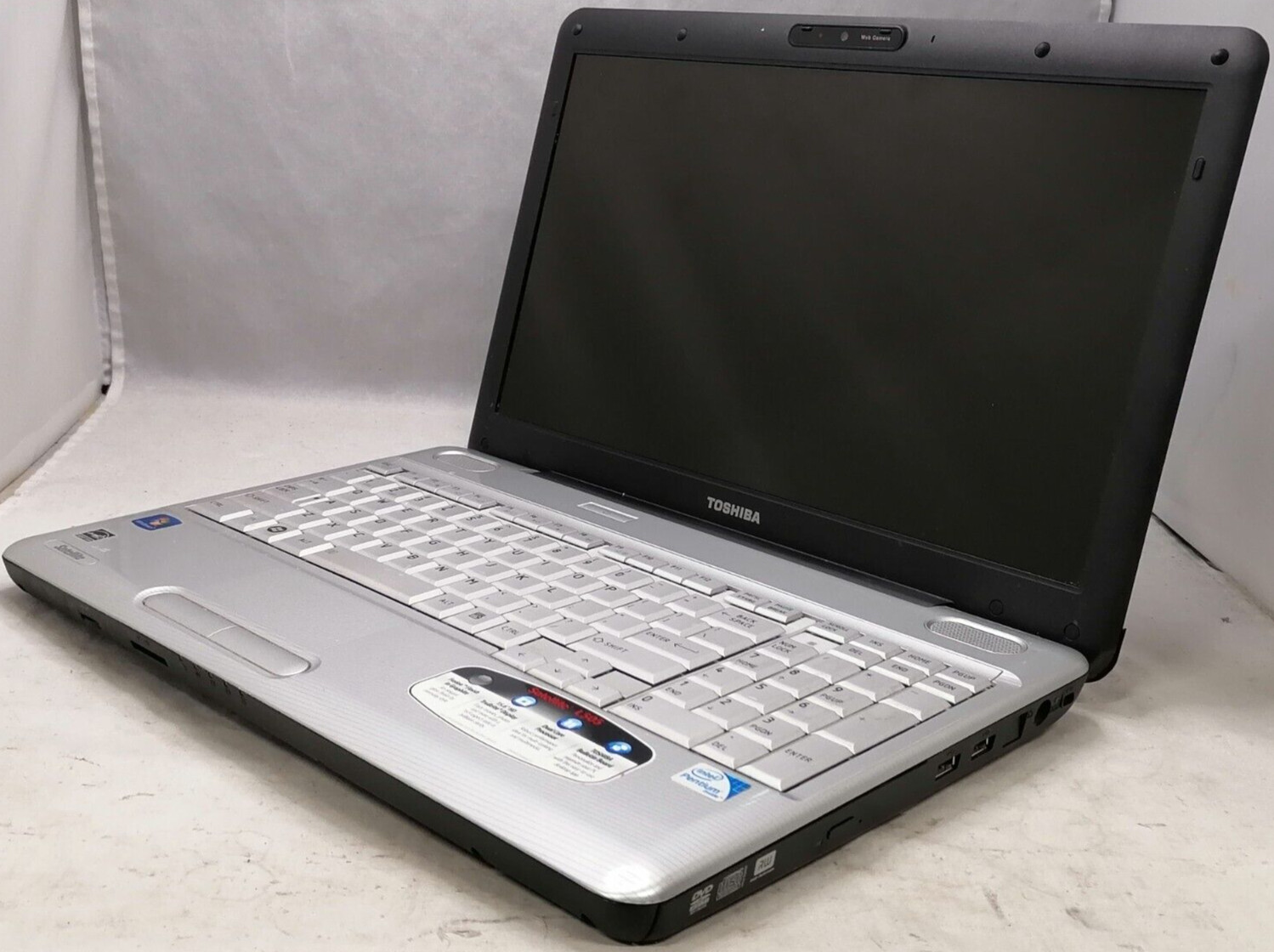 FOR PARTS 15.6″ Toshiba Satellite L505-ES5018 (Pentium T4400/3GB RAM/NO HDD)