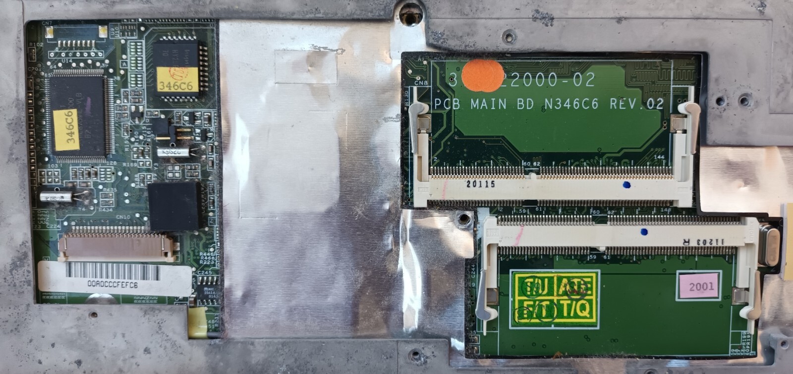 Samsung A10 Laptop 14.1″ 256MB 40GB IDE AMD Duron Windows XP Parallel Floppy CD