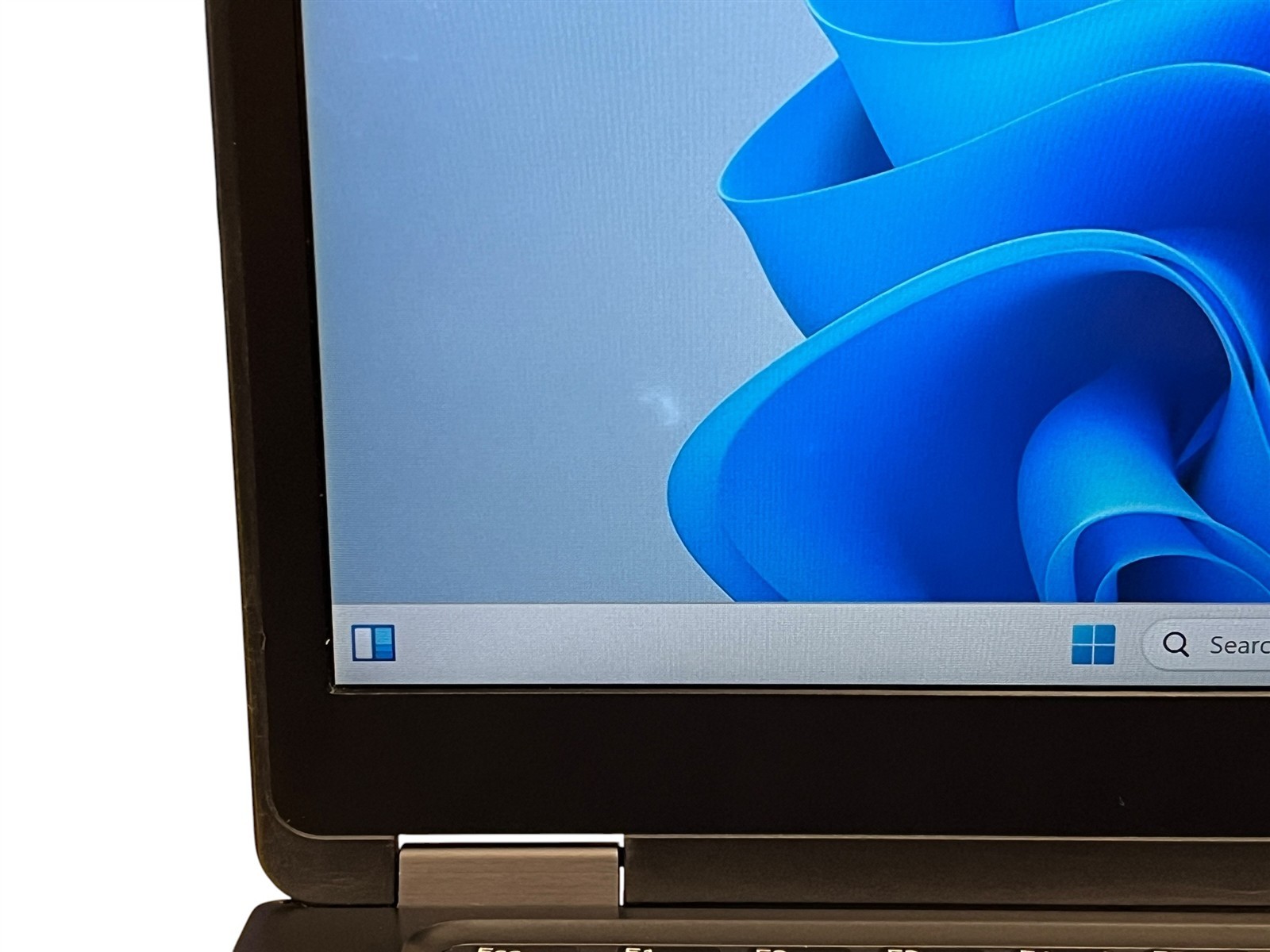 Dell Latitude 5480 i5-6300U 2.40GHz 8GB DDR4 256GB SSD WIN 11 PRO 14″ Laptop PC