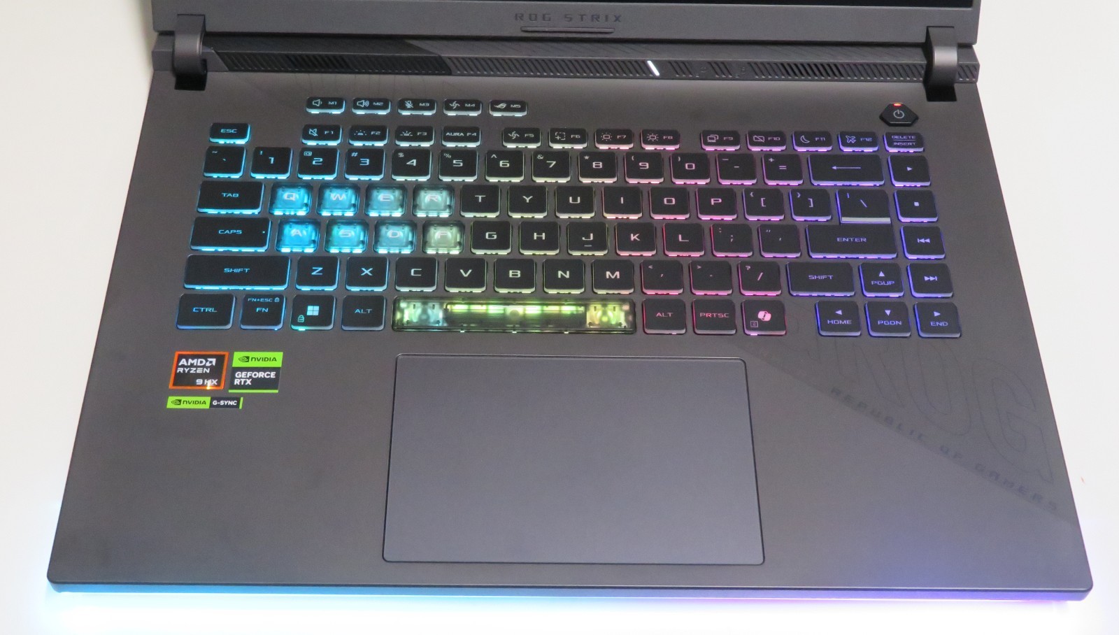 ASUS ROG Strix G16 Gaming Laptop 16″ AMD Ryzen 9 8940HX RTX 5070 Ti 16GB 1TB