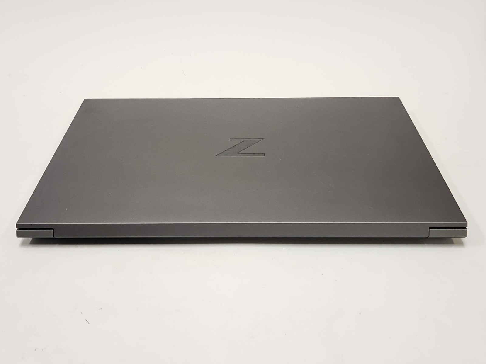 HP ZBook Studio G7 Mobile Workstation i7-10750H 2.6GHz 16GB 512GB T1000 WIN 11