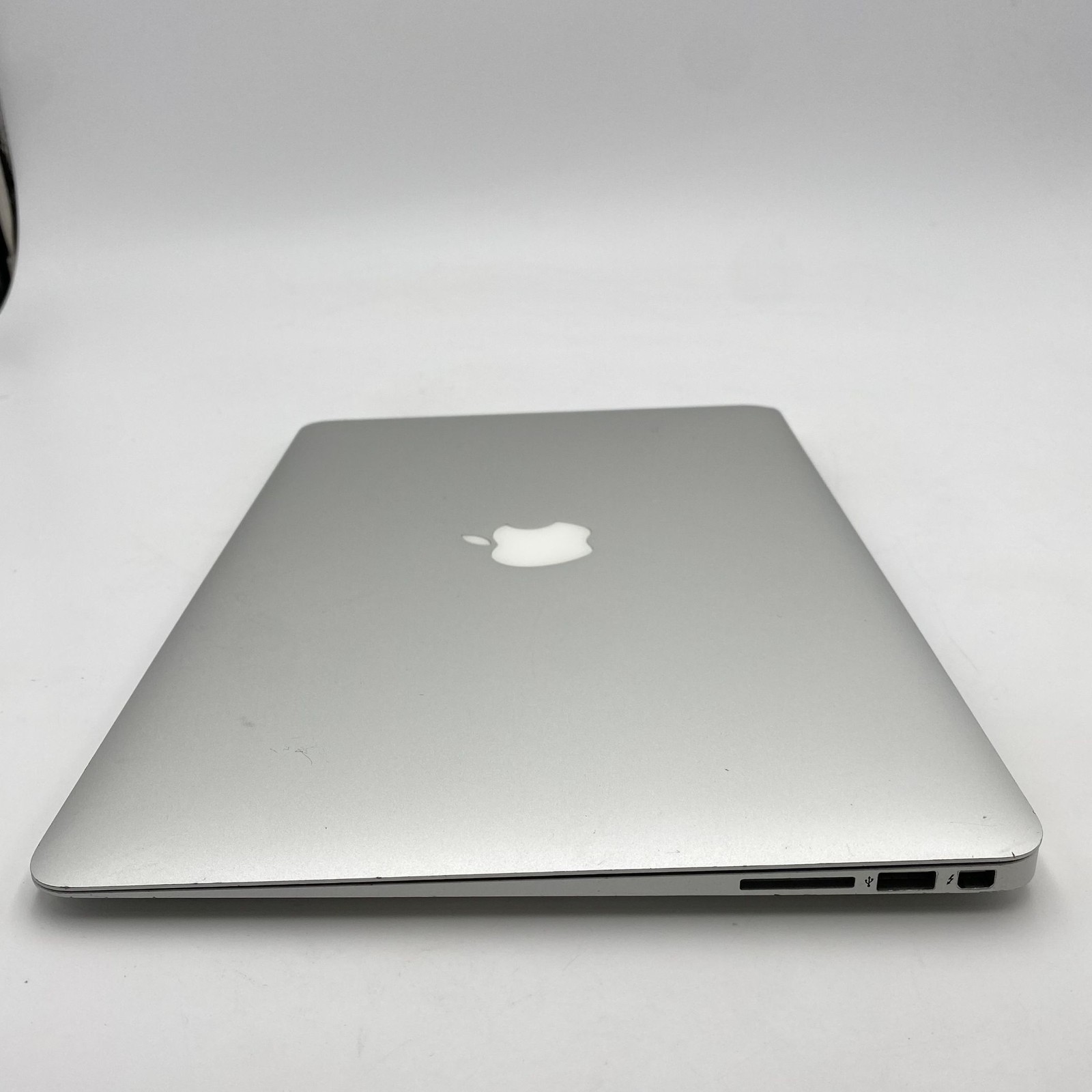 Apple MacBook Air 13in Mid2013 i5-4250U 4GB RAM 128GB SSD *No Charger* Batt: 82%