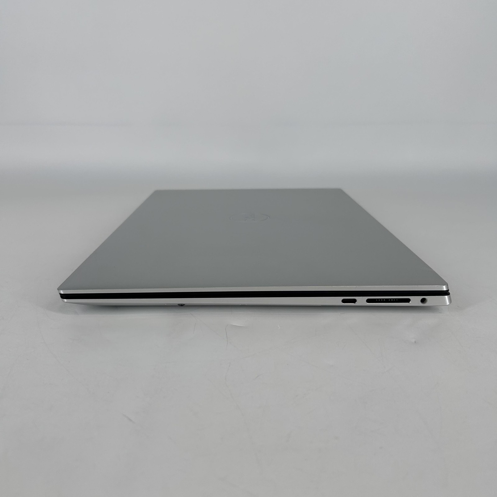 Dell XPS 15 9500 UHD+ TOUCH i7-10875H 2.30GHz 32GB 2TB SSD GTX 1650 Ti Good