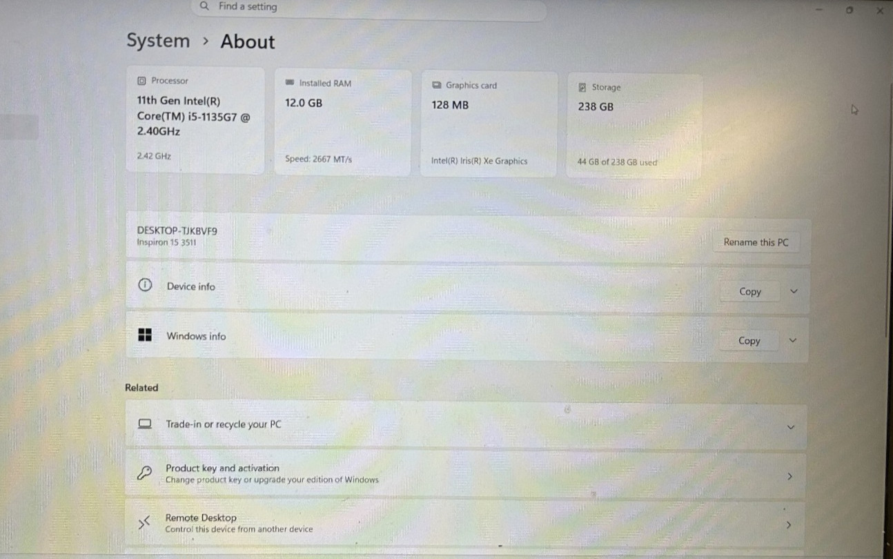 Dell Inspiron 15 3511 15″ Intel i5-1135G7 @2.4GHz – 12GB RAM – 256GB SSD – W11P
