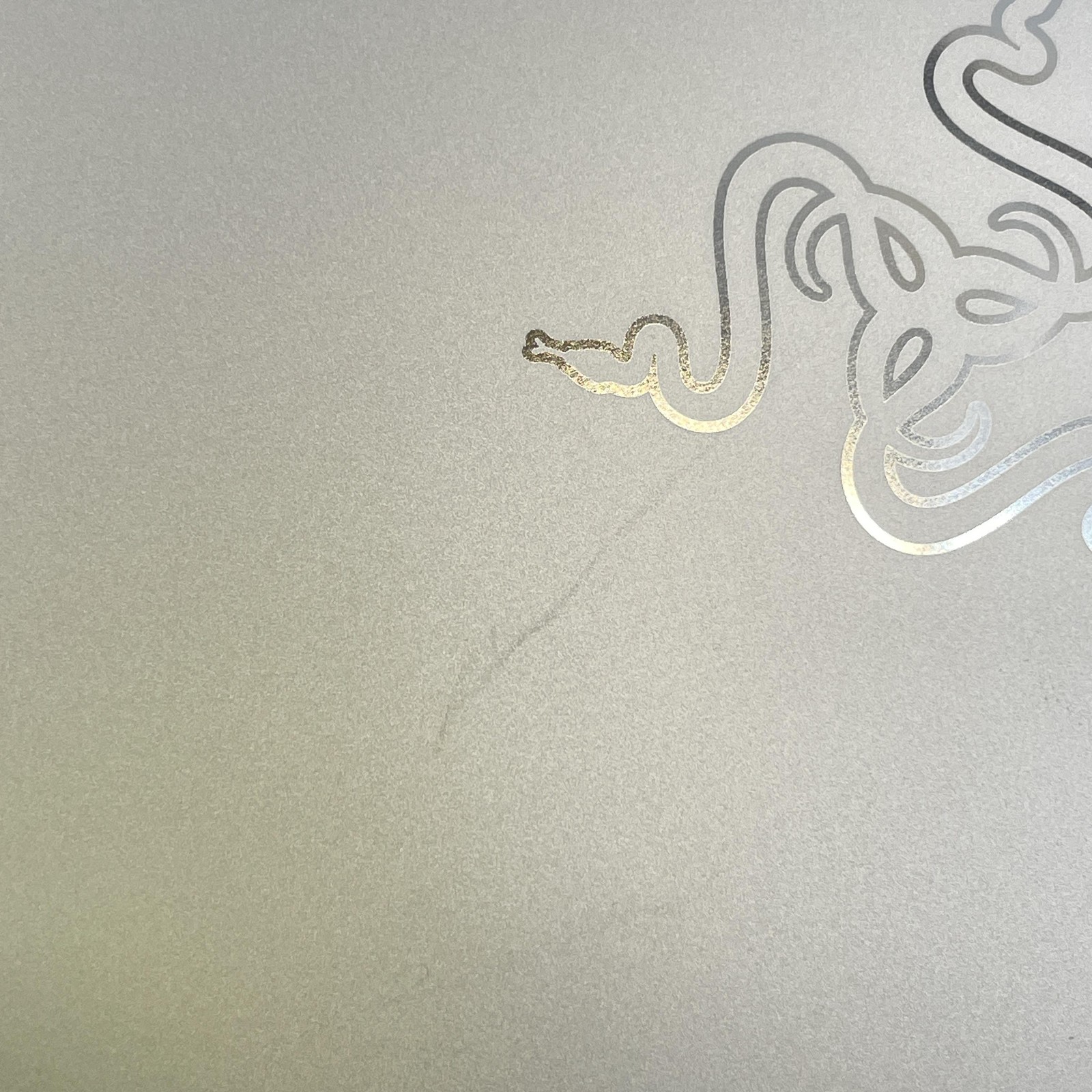 Razer Book 13.4 Silver 59Hz UHD+ TOUCH i7-1165G7 2.80GHz 16GB 1TB SSD Very Good