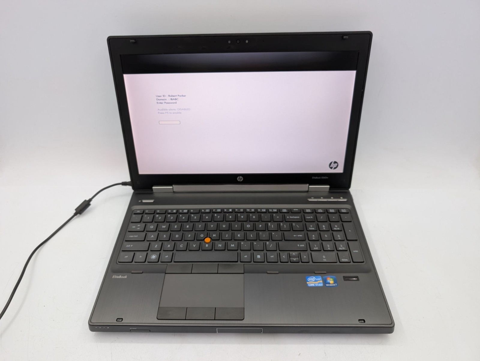 HP EliteBook 8560W 15.6″ Screen Intel Core i7-2720QM 2.20 GHz 8GB RAM Laptop