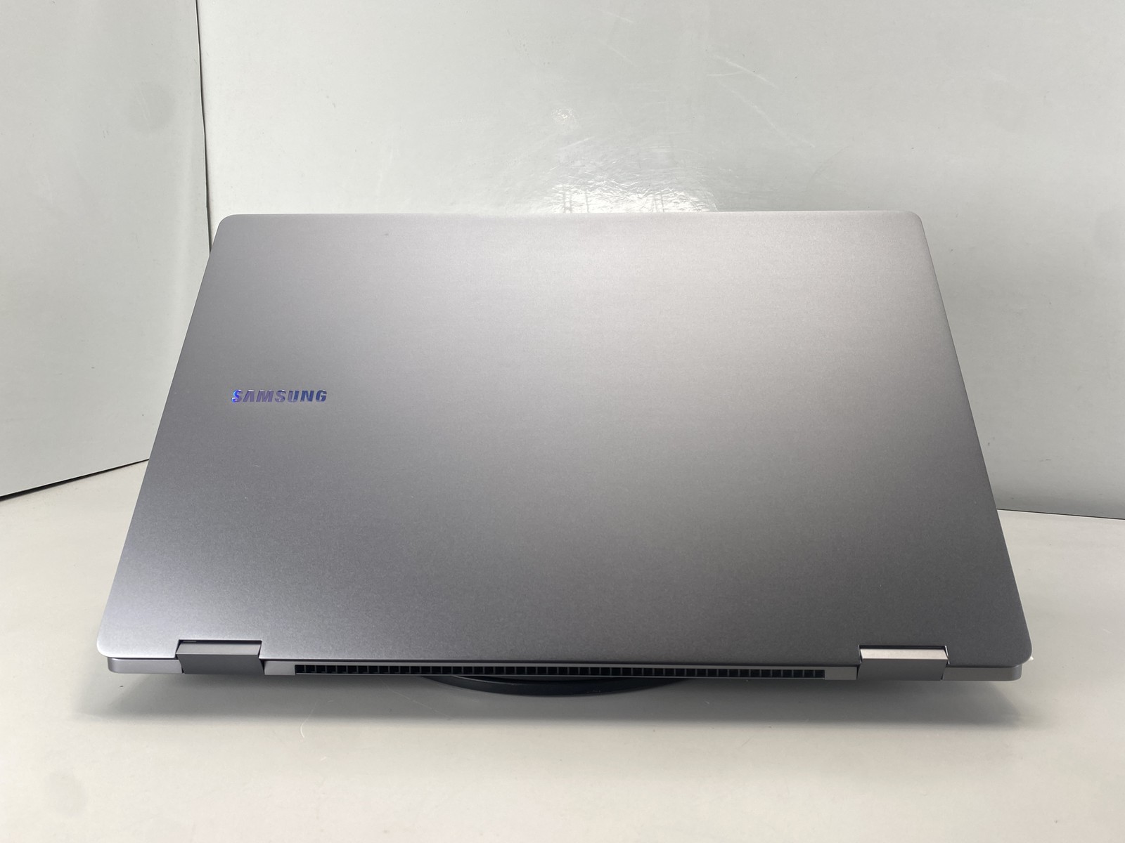 Samsung Laptop Galaxy Book 5 360 15.6″ Intel Core Ultra 7 256V 512GB- Silver