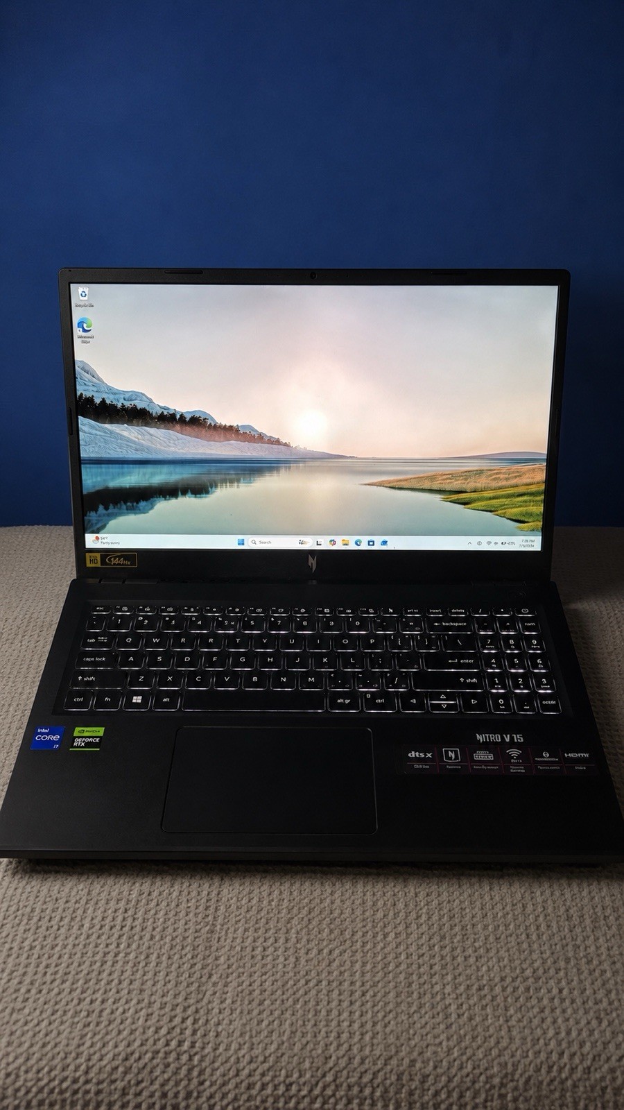 Acer Nitro V 15 Gaming Laptop Intel Core i7-13620H RTX4060 16GBDDR5 512SSD 165HZ
