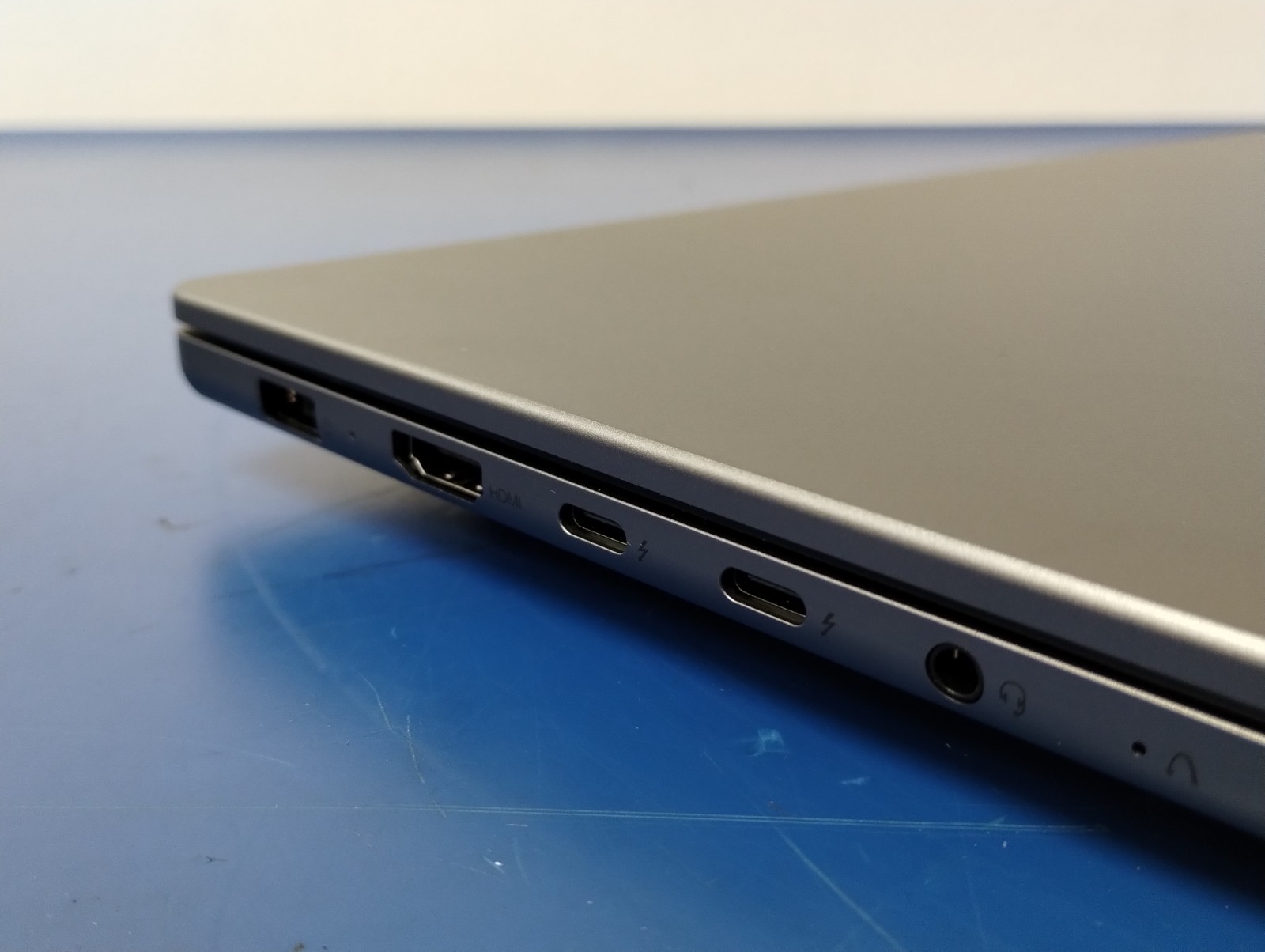 Lenovo IdeaPad Pro 5 16IAH10, Intel Core Ultra 9 285H, 32 GB RAM, 1 TB NVMe SSD