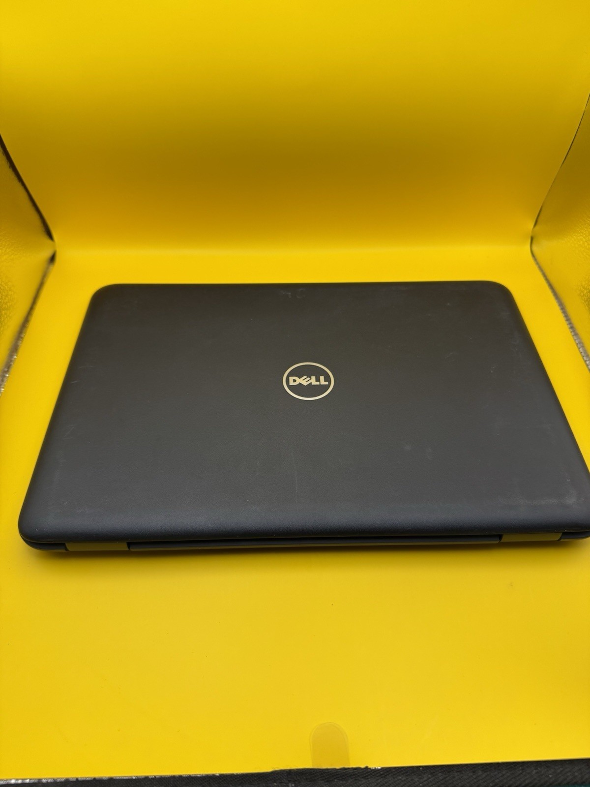 Dell Latitude 3180 – 11.6″ – Celeron N4200 1.1GHz – 4GB 128GB SSD – Win10 Pro