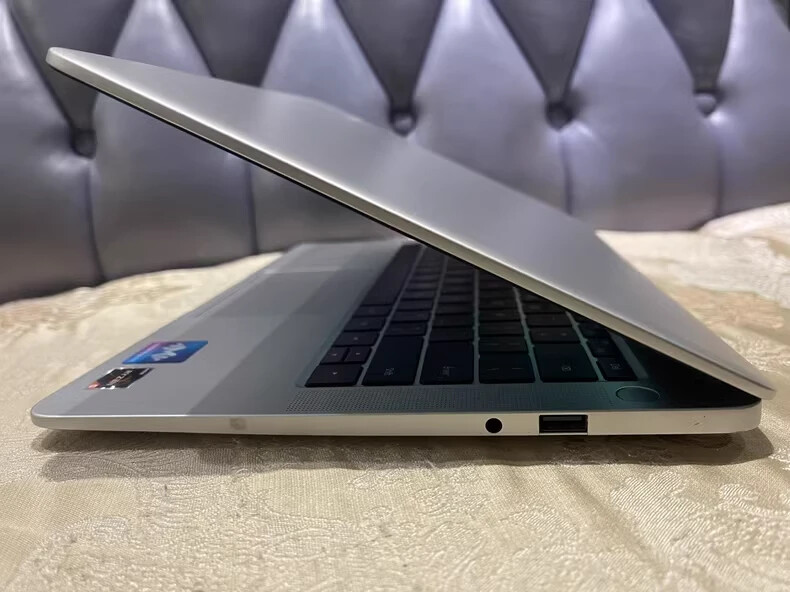 Honor MagicBook 14 2019 R5 3500U/8GB/512GB 1920×1080