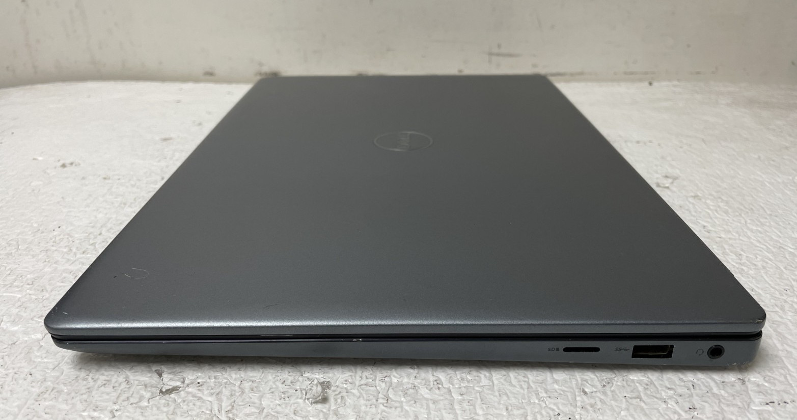 Dell Vostro 7590 15.6” Core Intel i7-9750H @2.60GHz 8GB RAM NO SSD For Parts