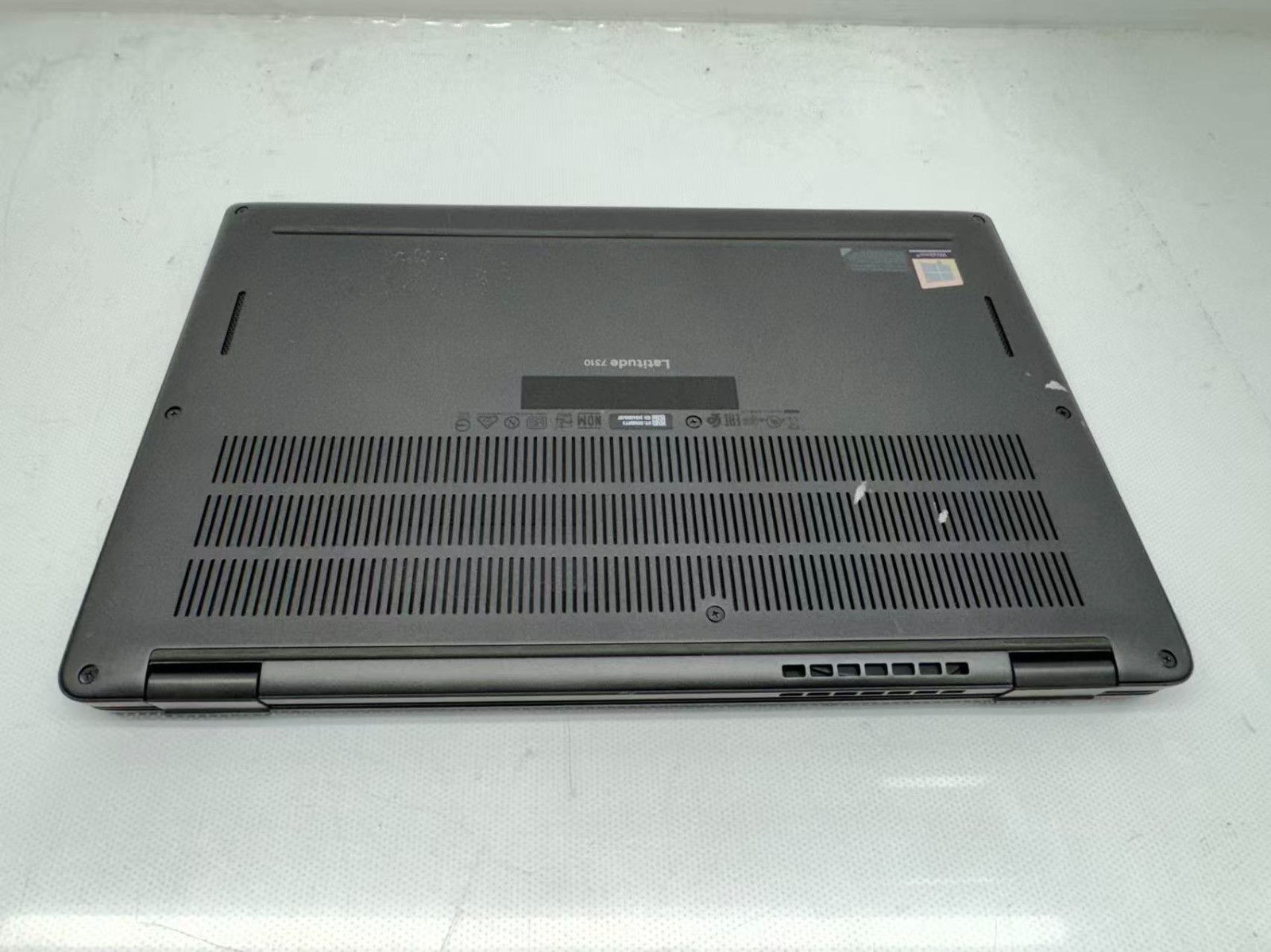 Dell Latitude 7310 13.3″ Laptop i5-10310U@1.7GHz 16G 256GB W/AC 768P *READ*