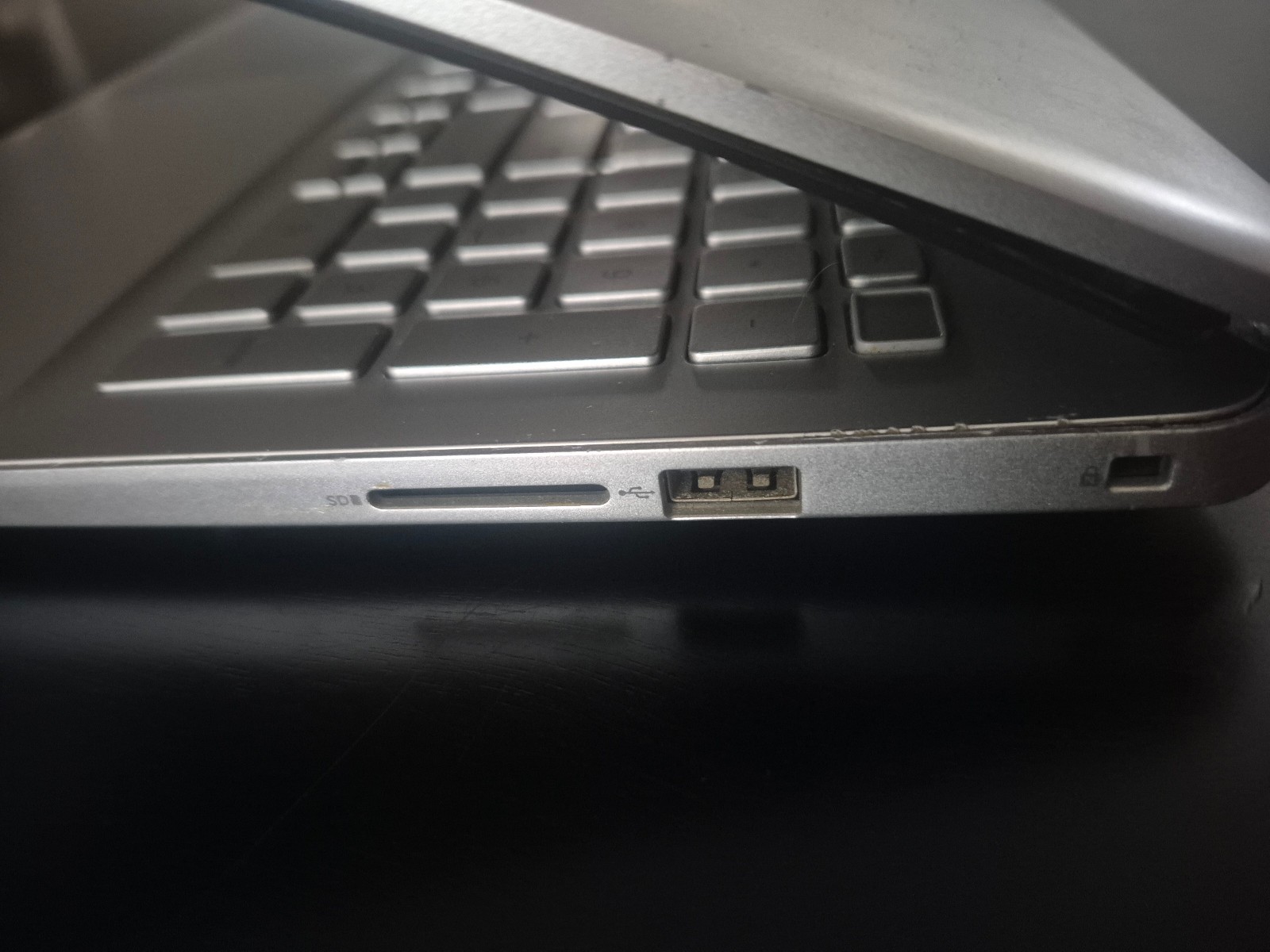 Dell Inspiron 5584 15.6 in PARTS ONLY (Intel Core i5 8th Gen., 1.60GHz, 12GB)…