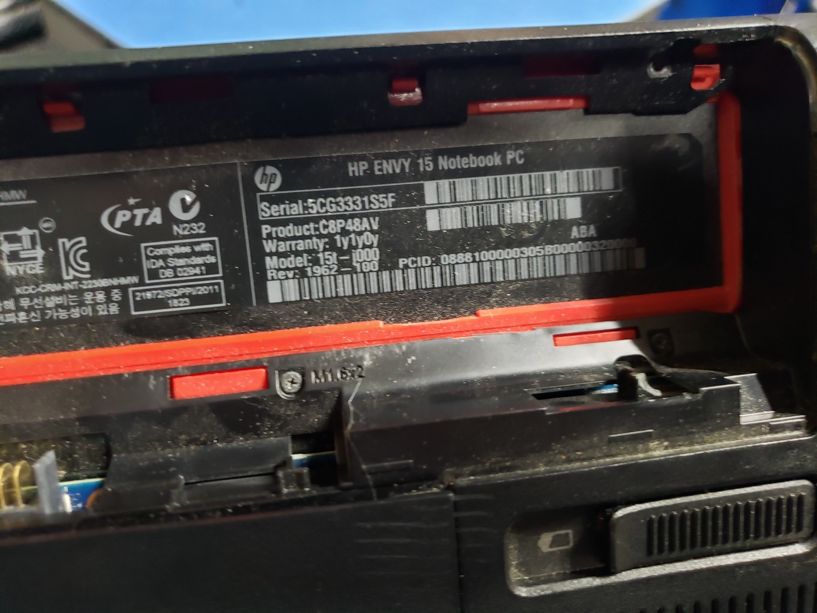 HP Envy 15t-j000 for parts only damaged laptop specs unknown