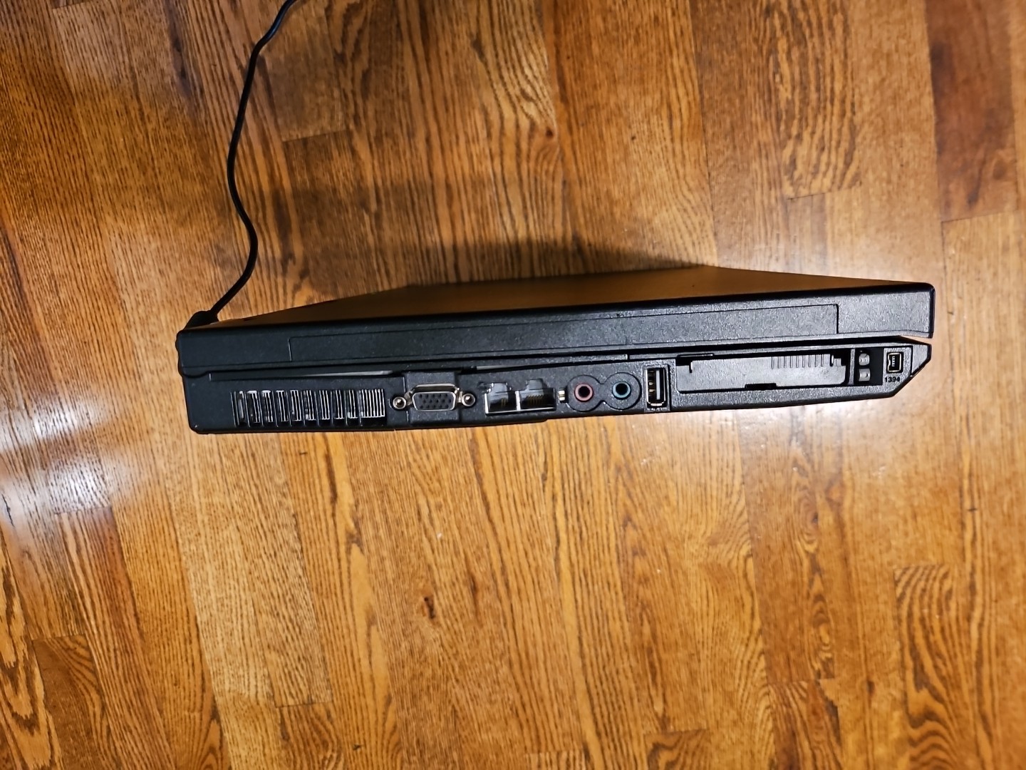 IBM ThinkPad R61 15″ Intel T7100 1.8 GHz 3GB RAM 100GB HDD Win XP Pro