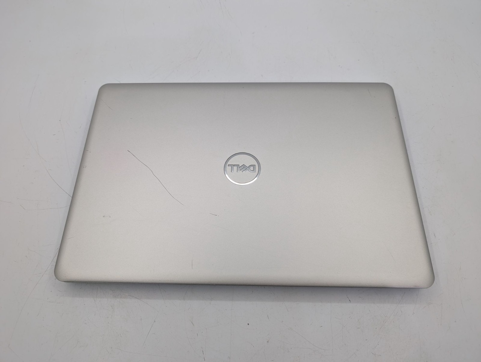 Dell Inspiron 5584 15.6″ Laptop i5-8265U 16GB RAM 256GB SSD Win11 Home