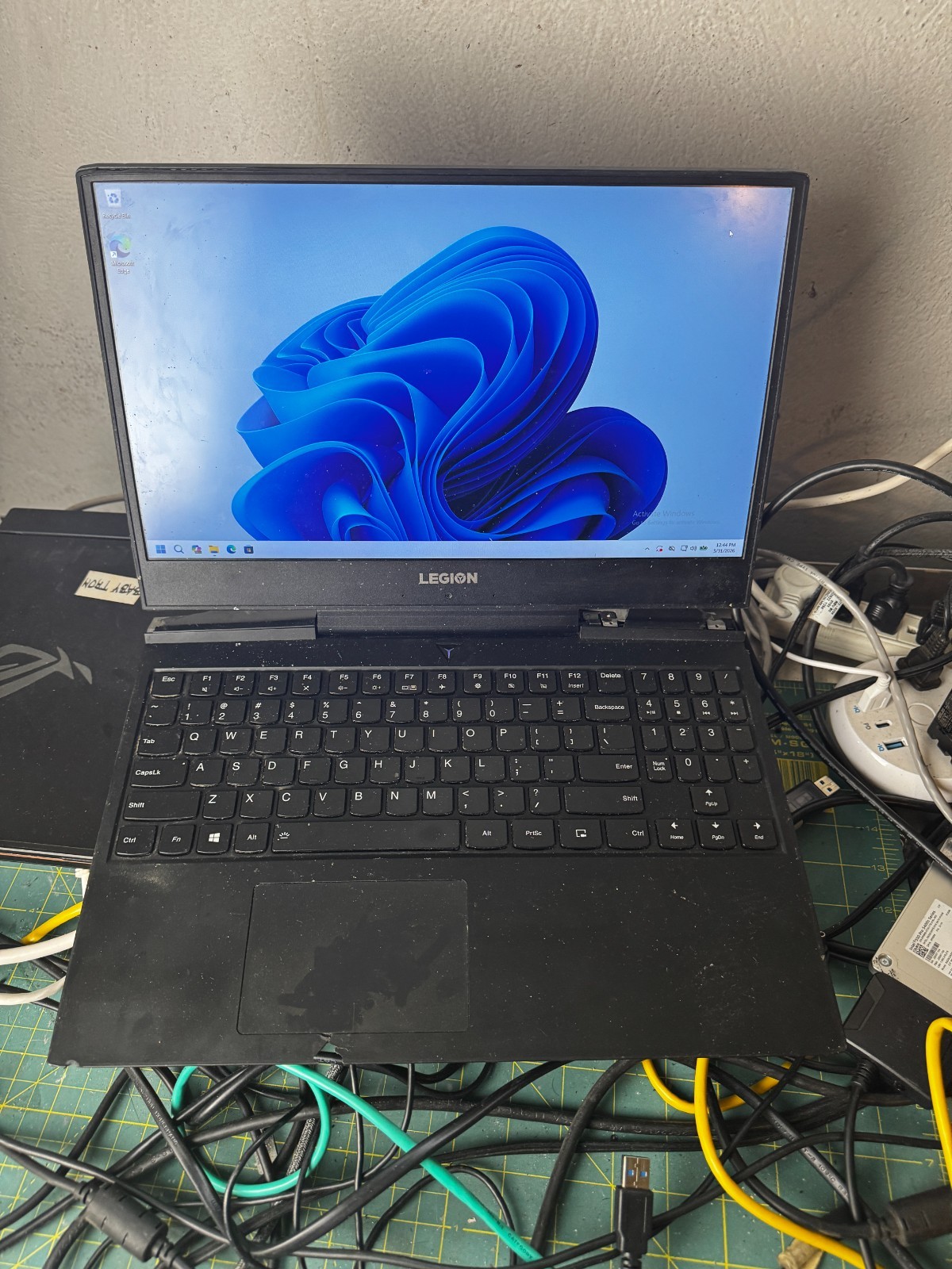Lenovo Legion 81Q6 Core i7-9750H, 8GB RAM 256GB SSD GTX 1660TI Win11 *READ #5952