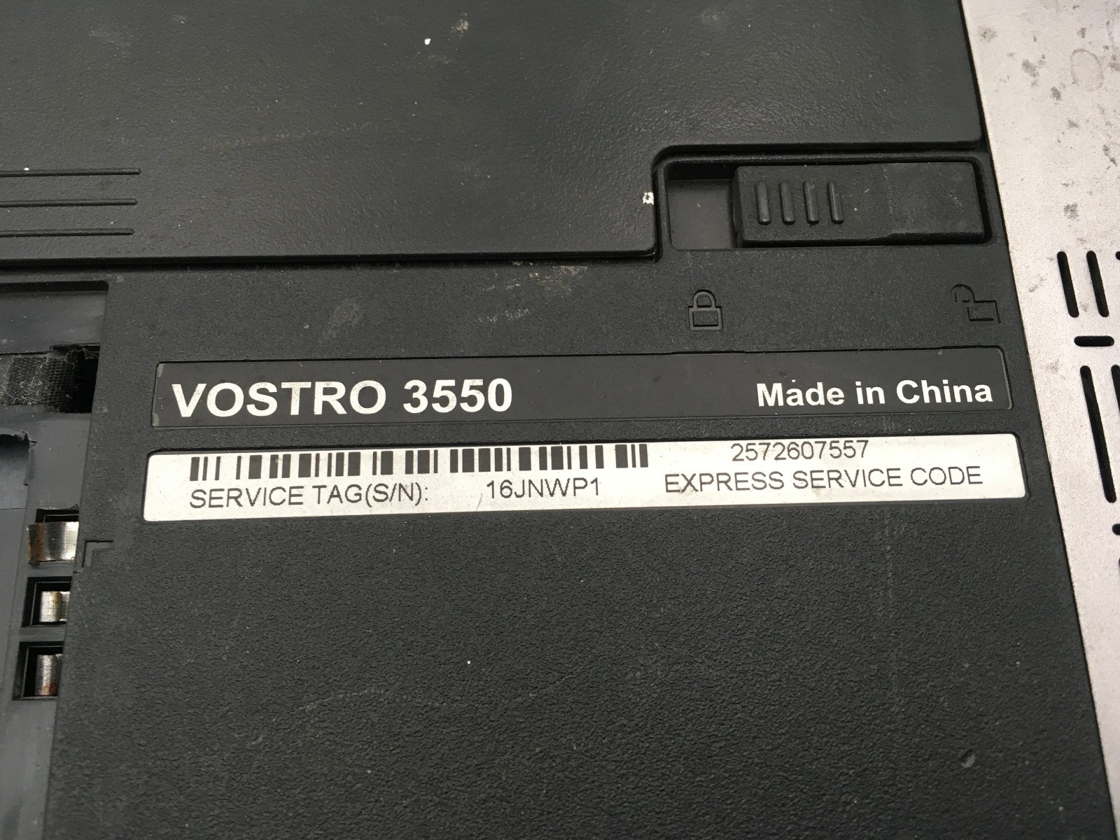 DELL VOSTRO 3550 – BOOTS TO BIOS – INTEL I3 2330M – NO RAM – 15″ – READ DESC-BB