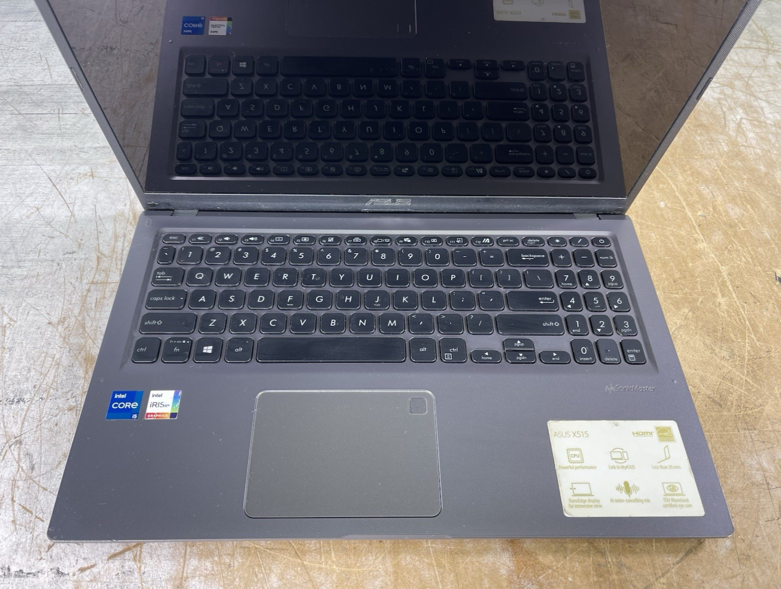 ASUS VIVOBOOK R565E i5-1135G7 @ 2.40GHz, 8GB RAM, NO HDD/OS