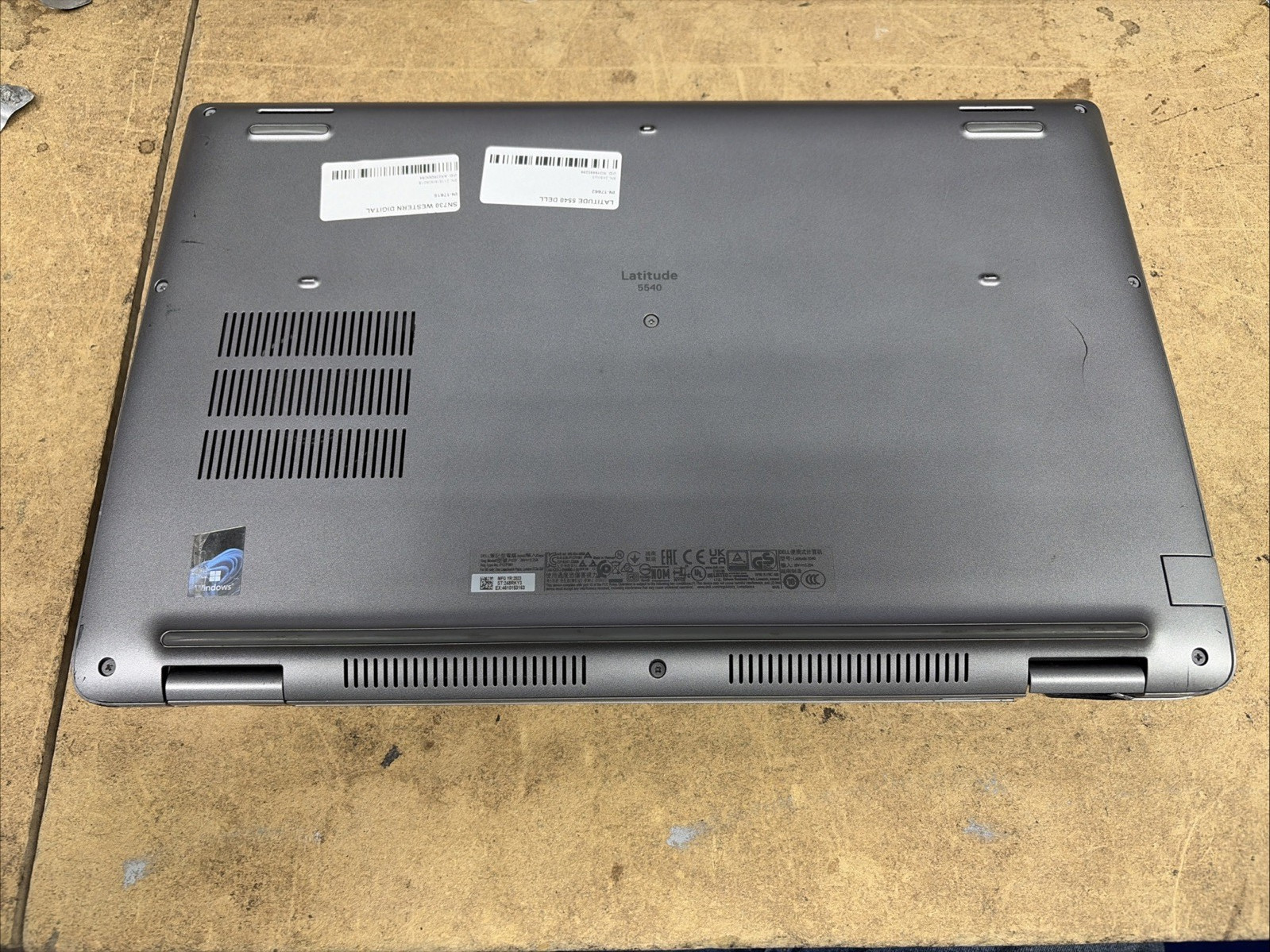 Dell Latitude 5540 Laptop | Core i5-1345U @ 3.5GHz, 16GB RAM, 512GB SSD *Parts*