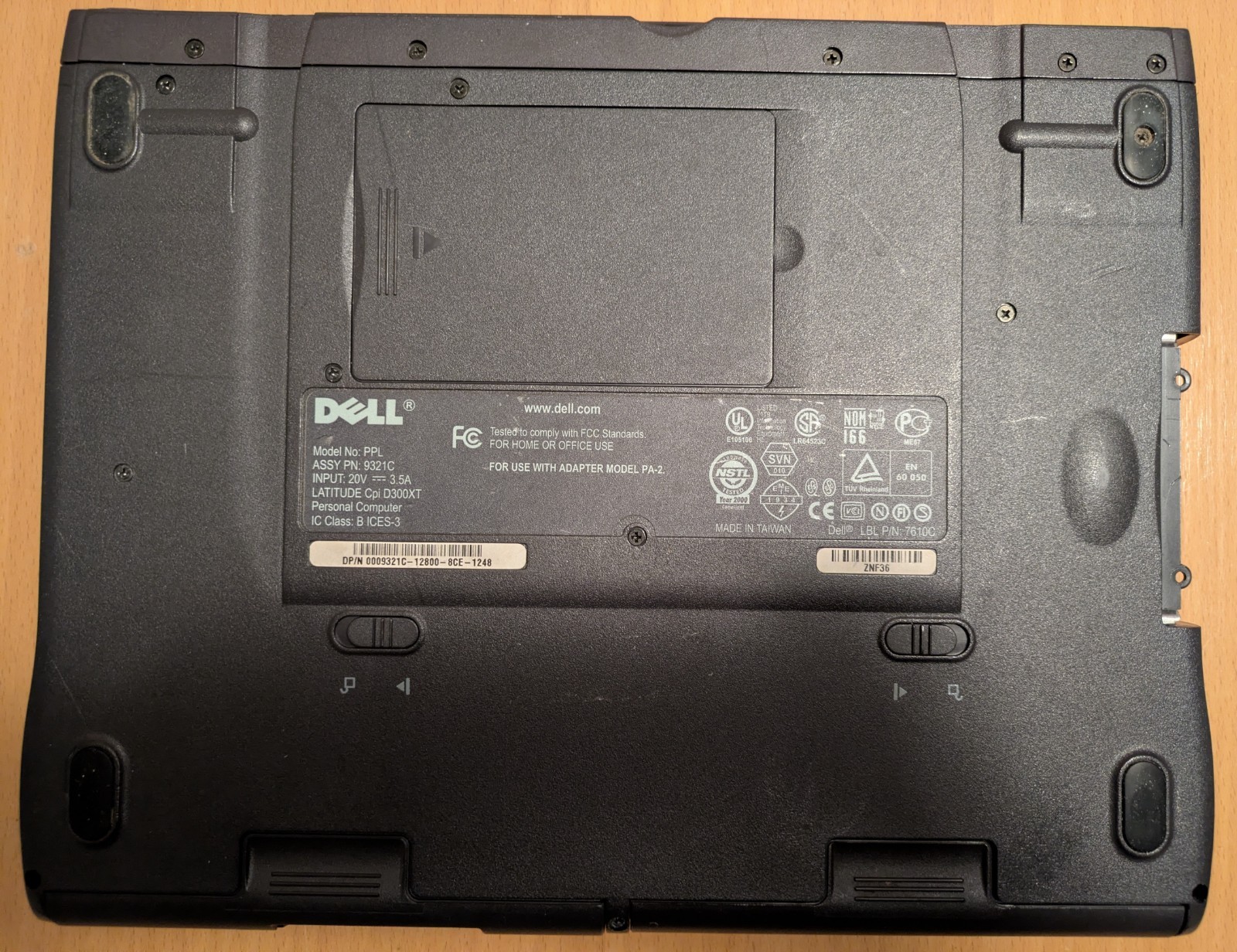 Vintage Dell Latitude PPL CPi D300XT 13″ Laptop CPU Serial Parallel CD & Floppy