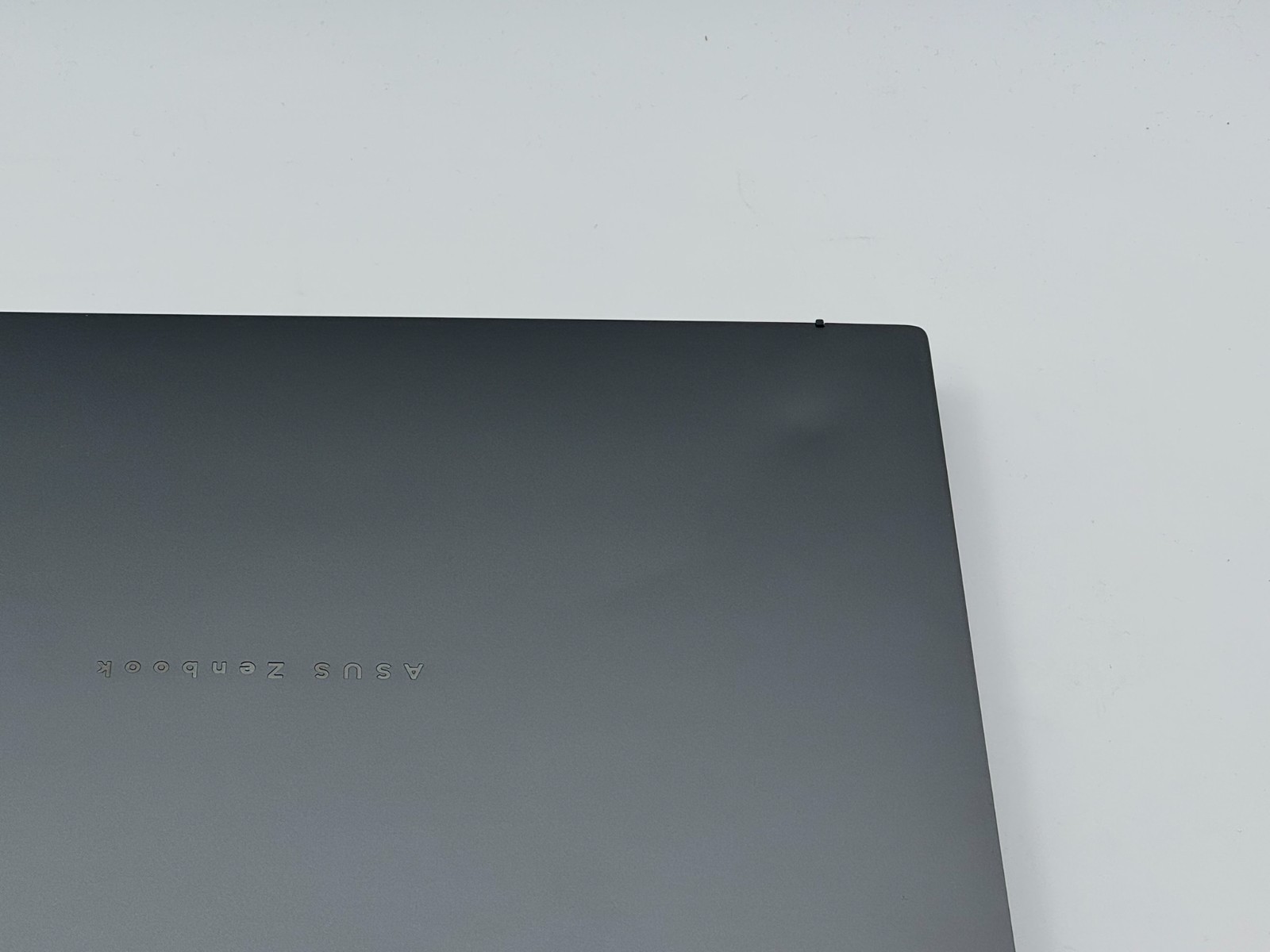 ASUS Zenbook 14″ OLED Touch WUXGA Laptop Intel Core Ultra 9 285H 32GB 1TB *READ*