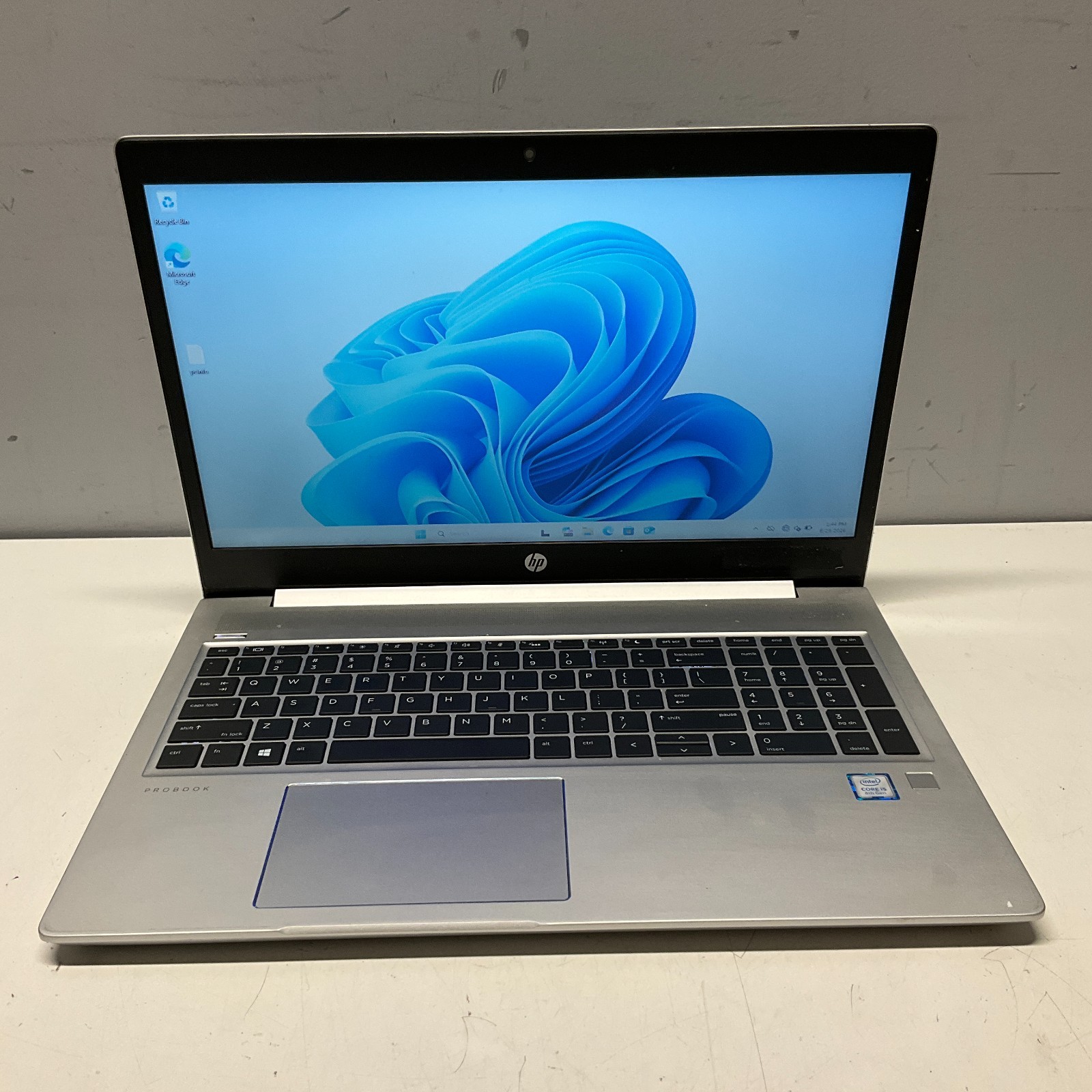 HP ProBook 450 G6 15.6″ Intel i5-8265U @ 1.6GHz 4GB RAM 256GB SSD Windows 11 Pro